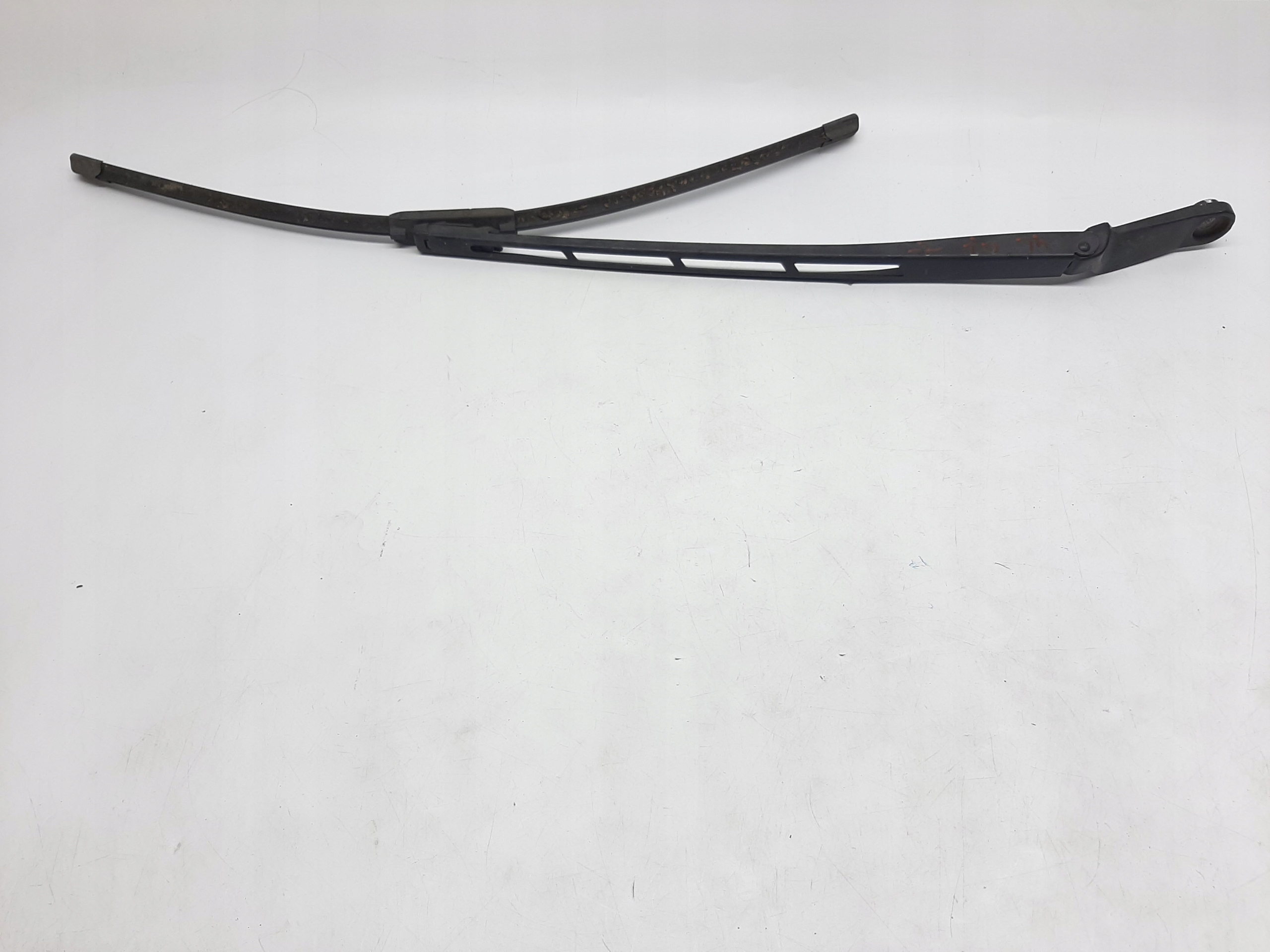 AUDI Q7 4L RAMIĘ WYCIERACZK LEWE 4L1955407A