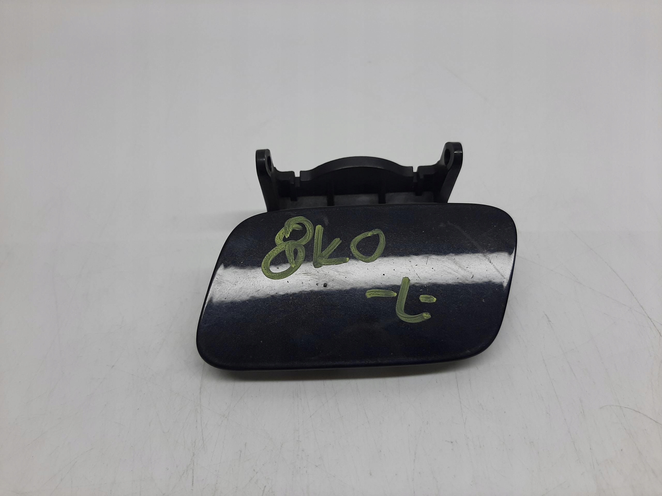 AUDI A4 B8 KLAPKA ZAŚLEPKA SPRYSKIWACZA REFLEKTORÓW LEWA 8K0955275A