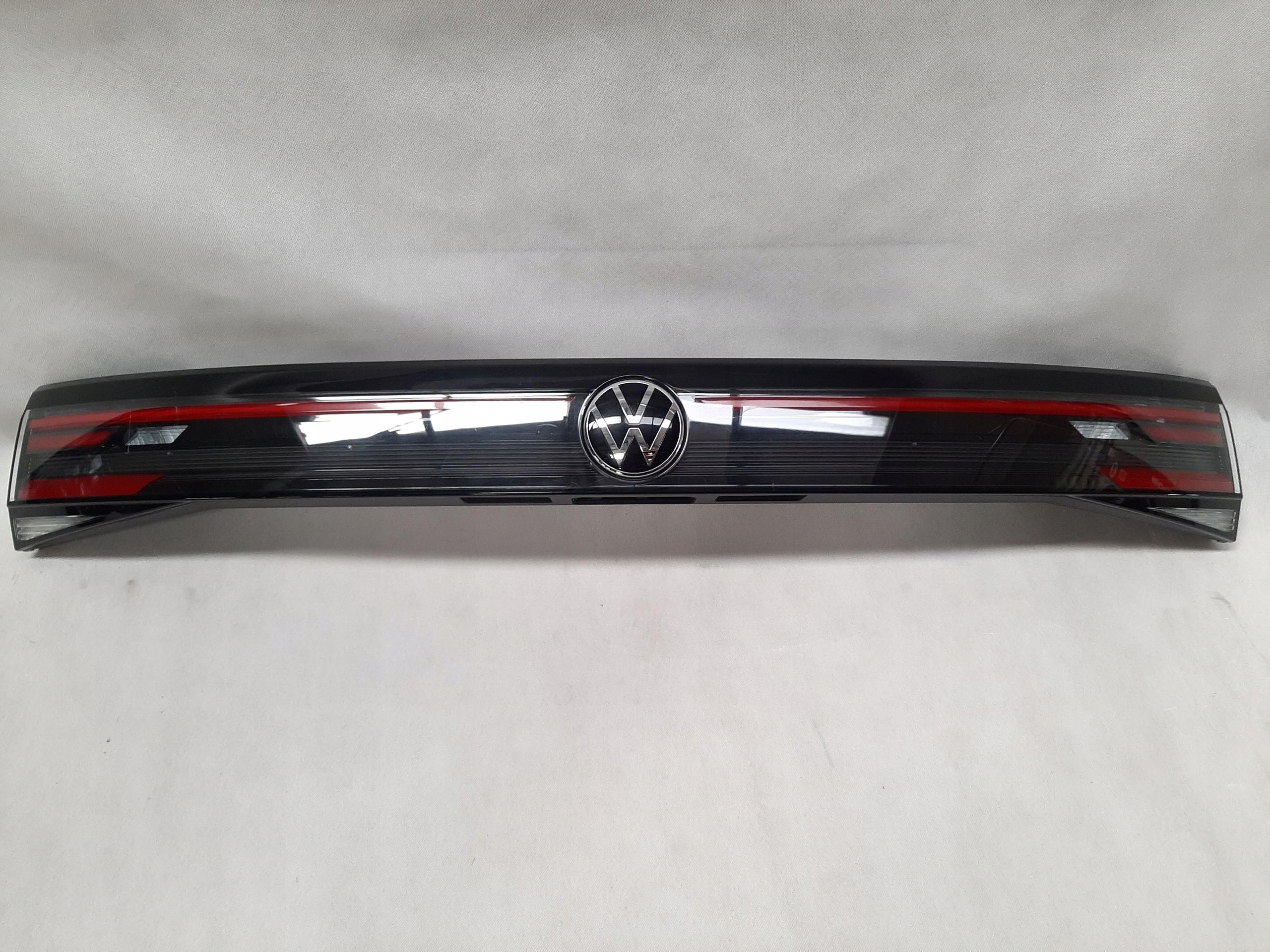 VW TAIGO BLENDA LAMPA KLAPY TYŁ LED 2G7945093