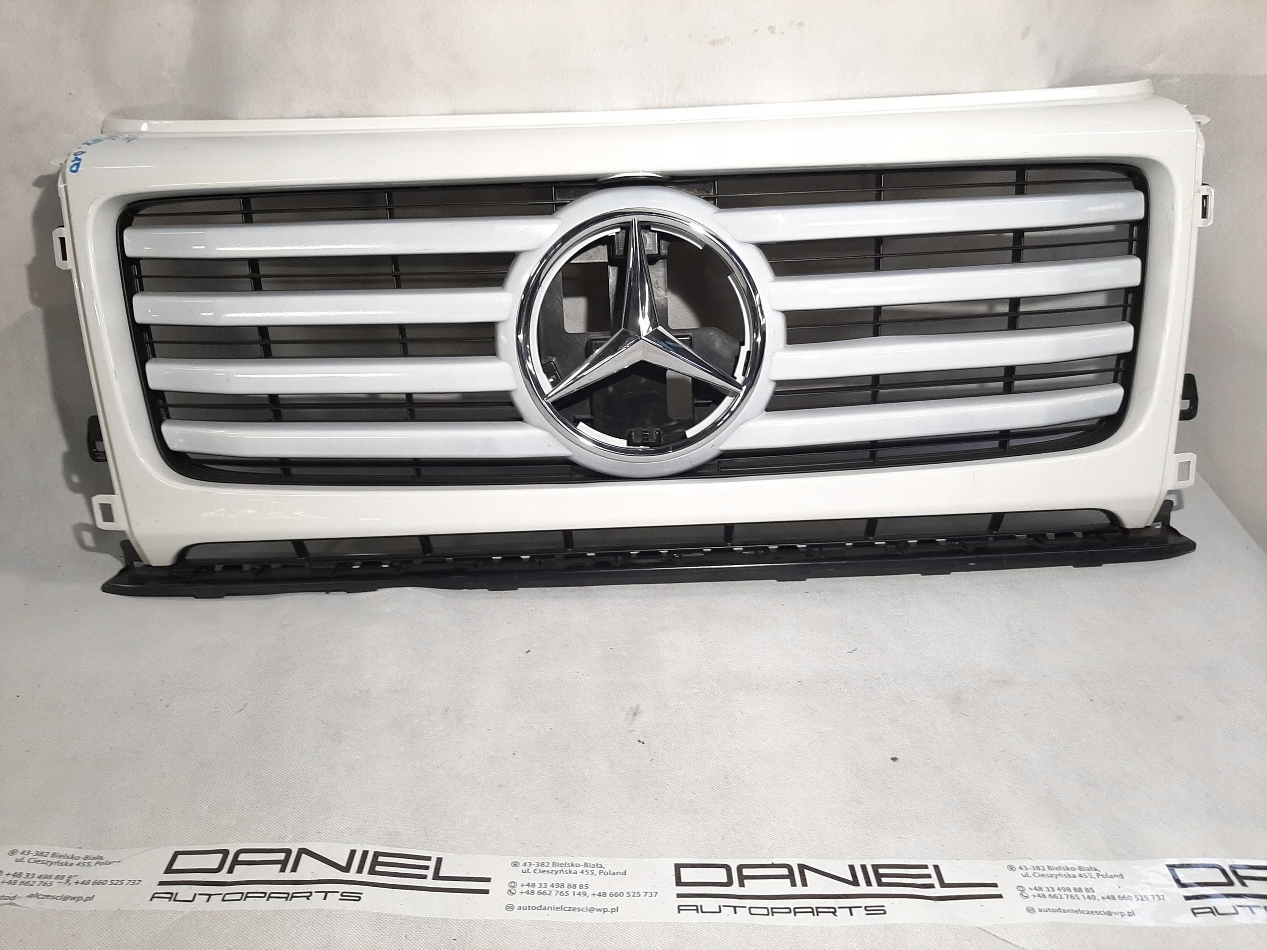 MERCEDES G-KLASA W463 ATRAPA GRILL MASKOWNICA A4658880100