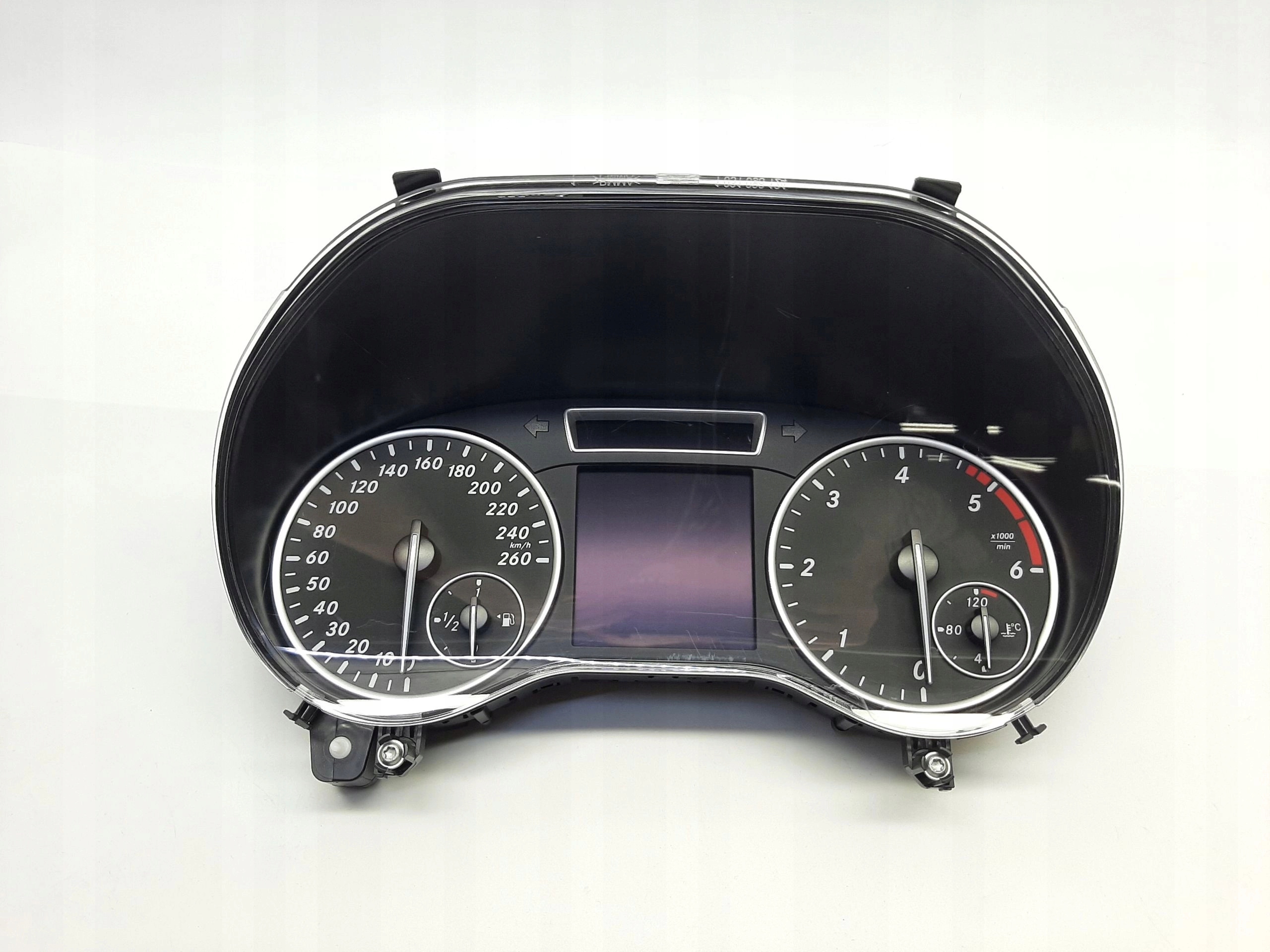 Mercedes W176 A-class Wskaźnik licznik zegar A1769008501
