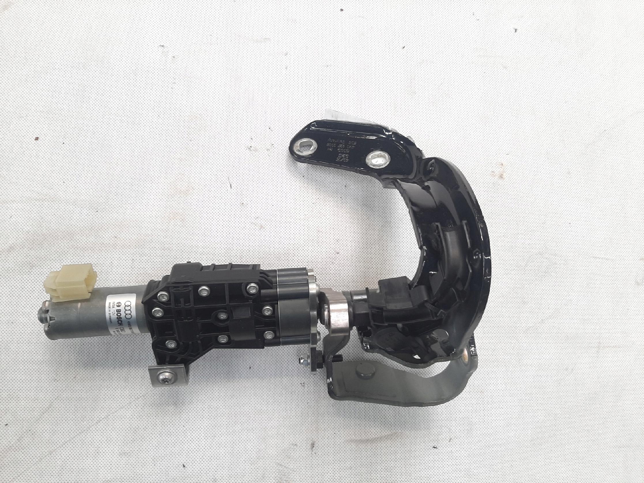 AUDI Q7 4M ZAWIAS SIŁOWNIK KLAPY TYŁ PRAWY BAGAŻNIKA 4M0827300B 4M0827852A