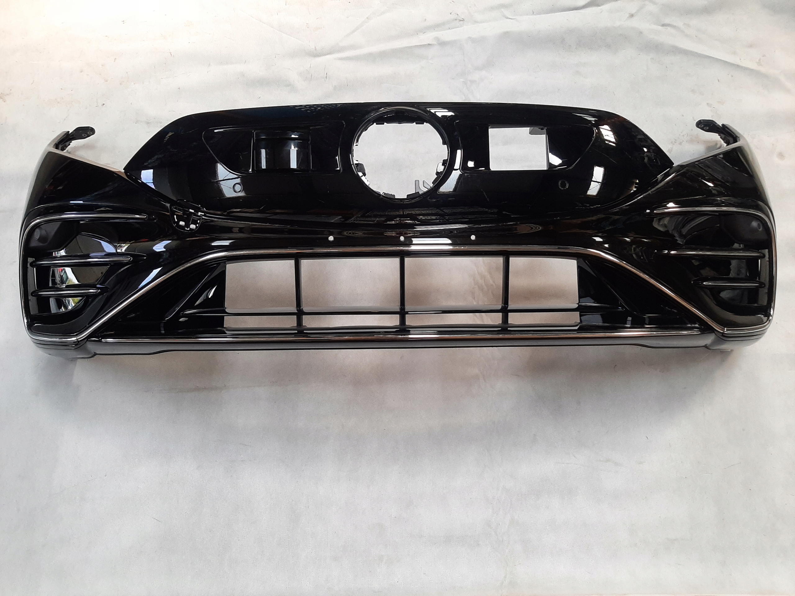 MERCEDES-BENZ EQS V297 ZDERZAK PRZEDNI A2978886700
