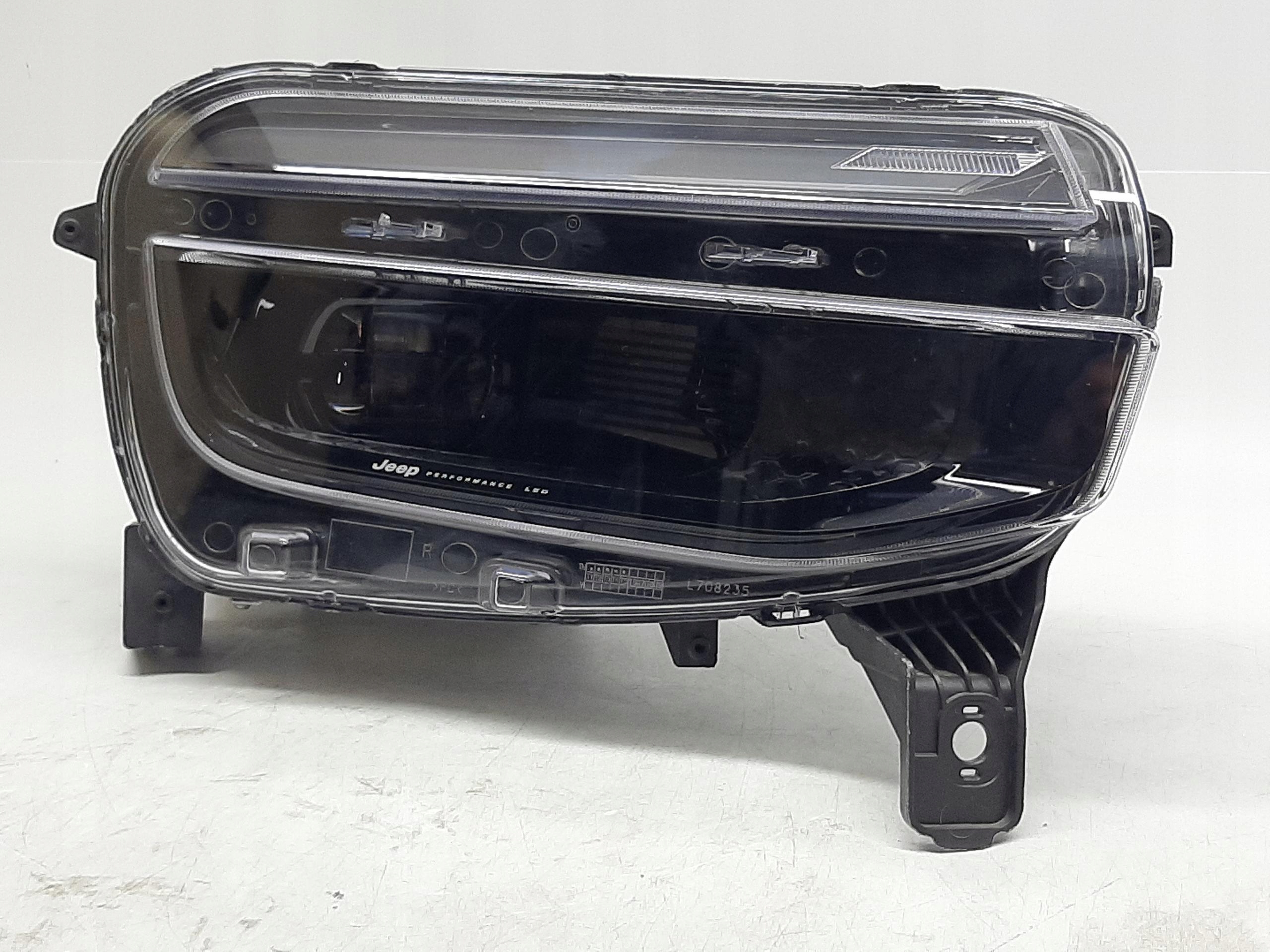 JEEP AVENGER REFLEKTOR LAMPA PRAWY PRAWA PRZÓD PRZEDNIA LED 52218717