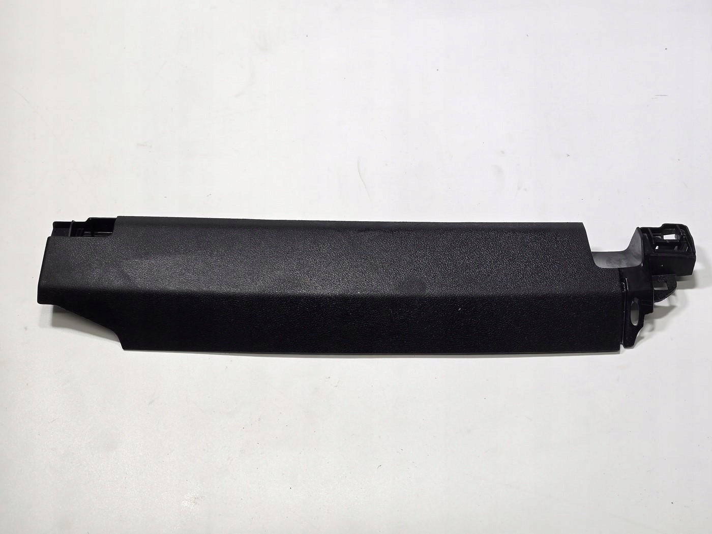 BMW G05 G06 G07 G09 PLASTIK OSŁONA FOTELA LEWA 7471005
