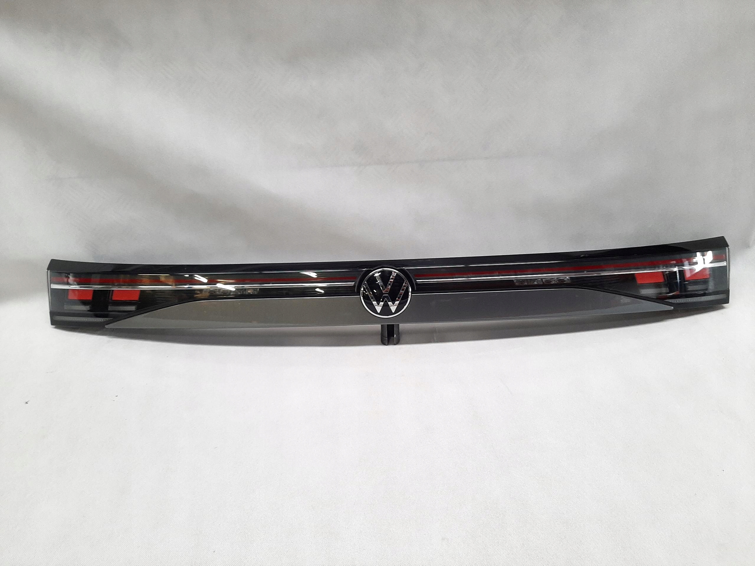 VW PASSAT B9 VARIANT BLENDA LAMPA KLAPY TYŁ LED 3J0945307