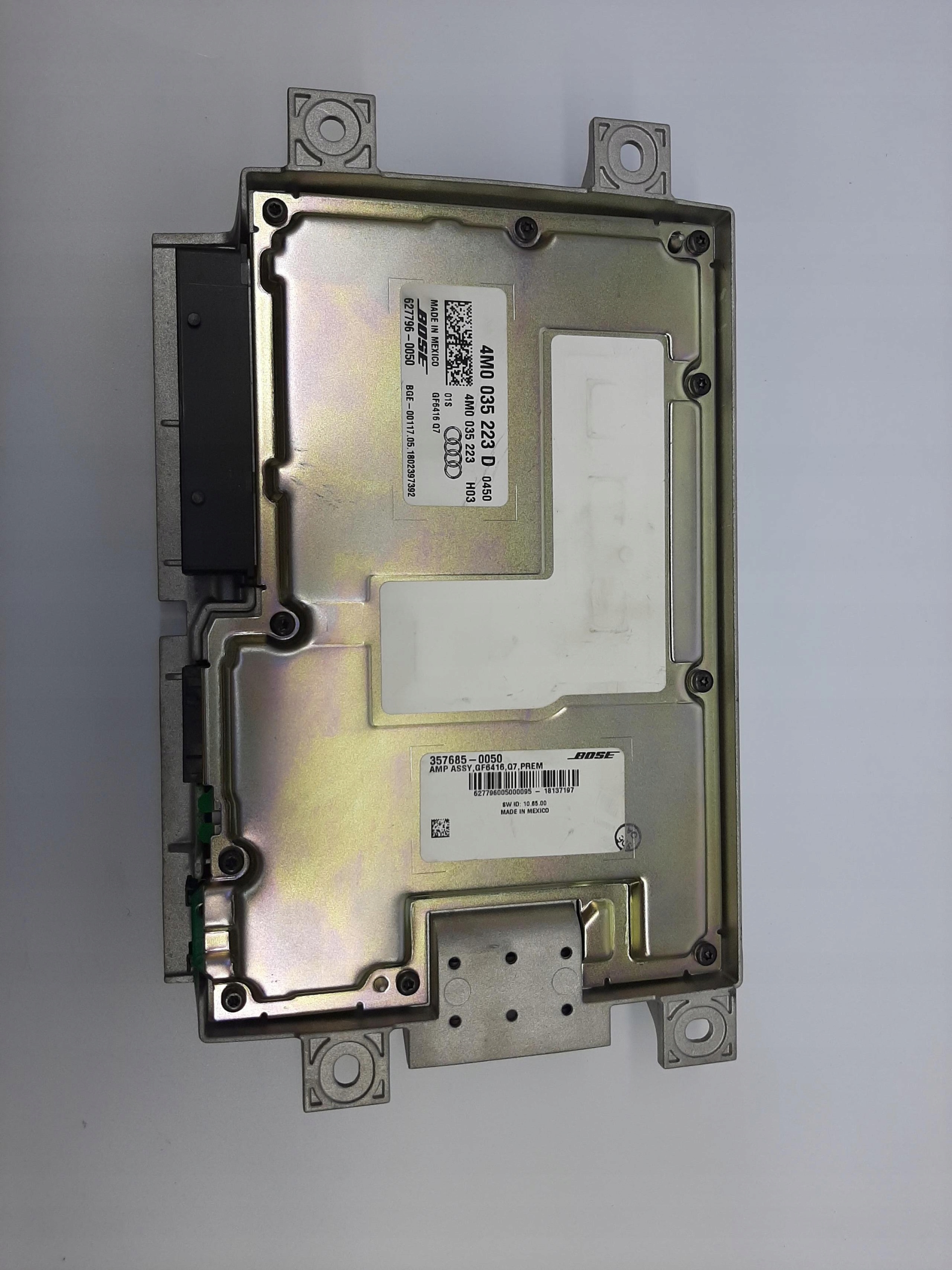 AUDI Q7 4M WZMACNIACZ AMPLITUNER BOSE 4M0035223D