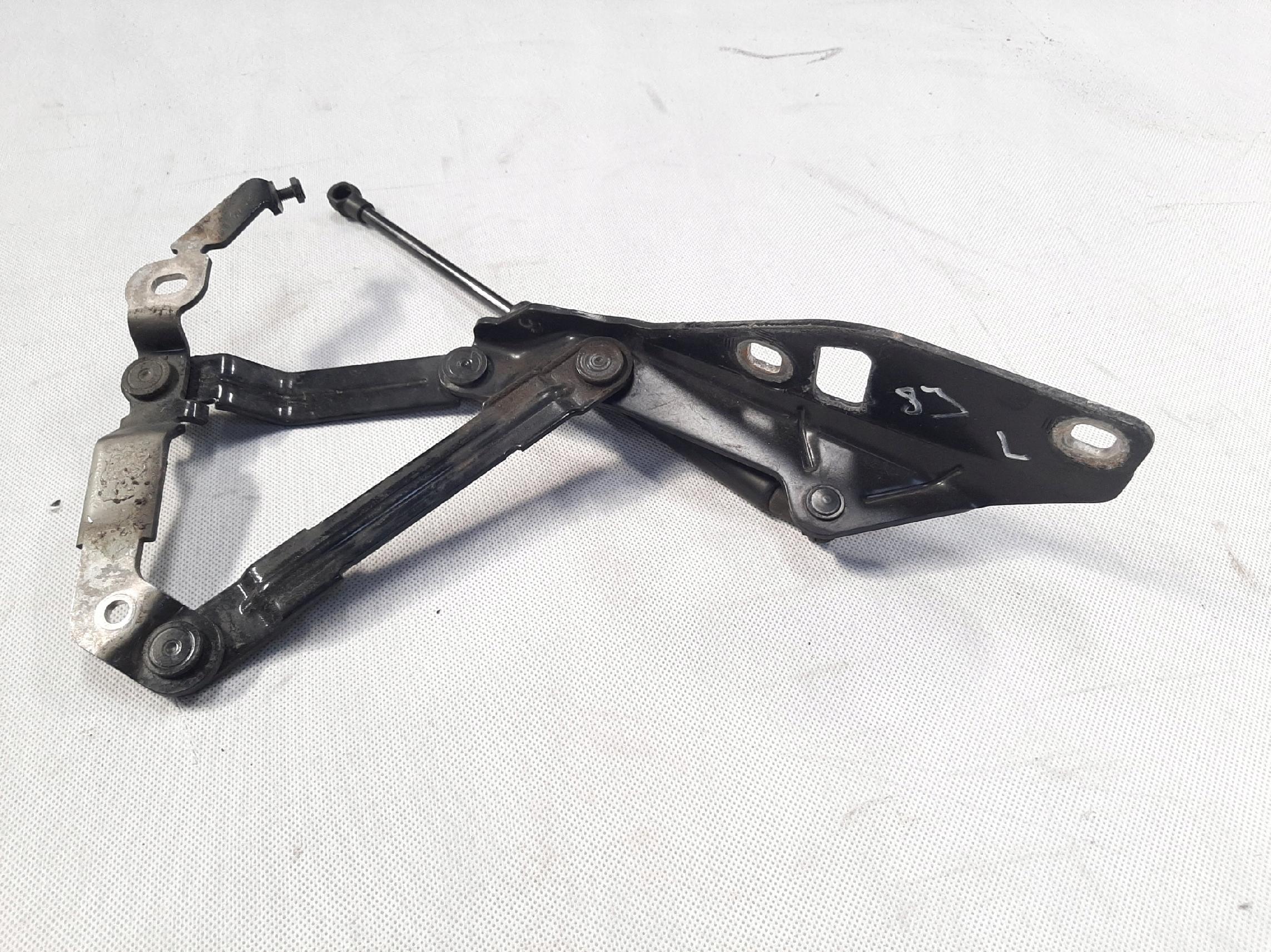 AUDI TT 8J 06-10 ZAWIAS MASKI KLAPY SILNIKA LEWY PRZÓD 8J0823301D