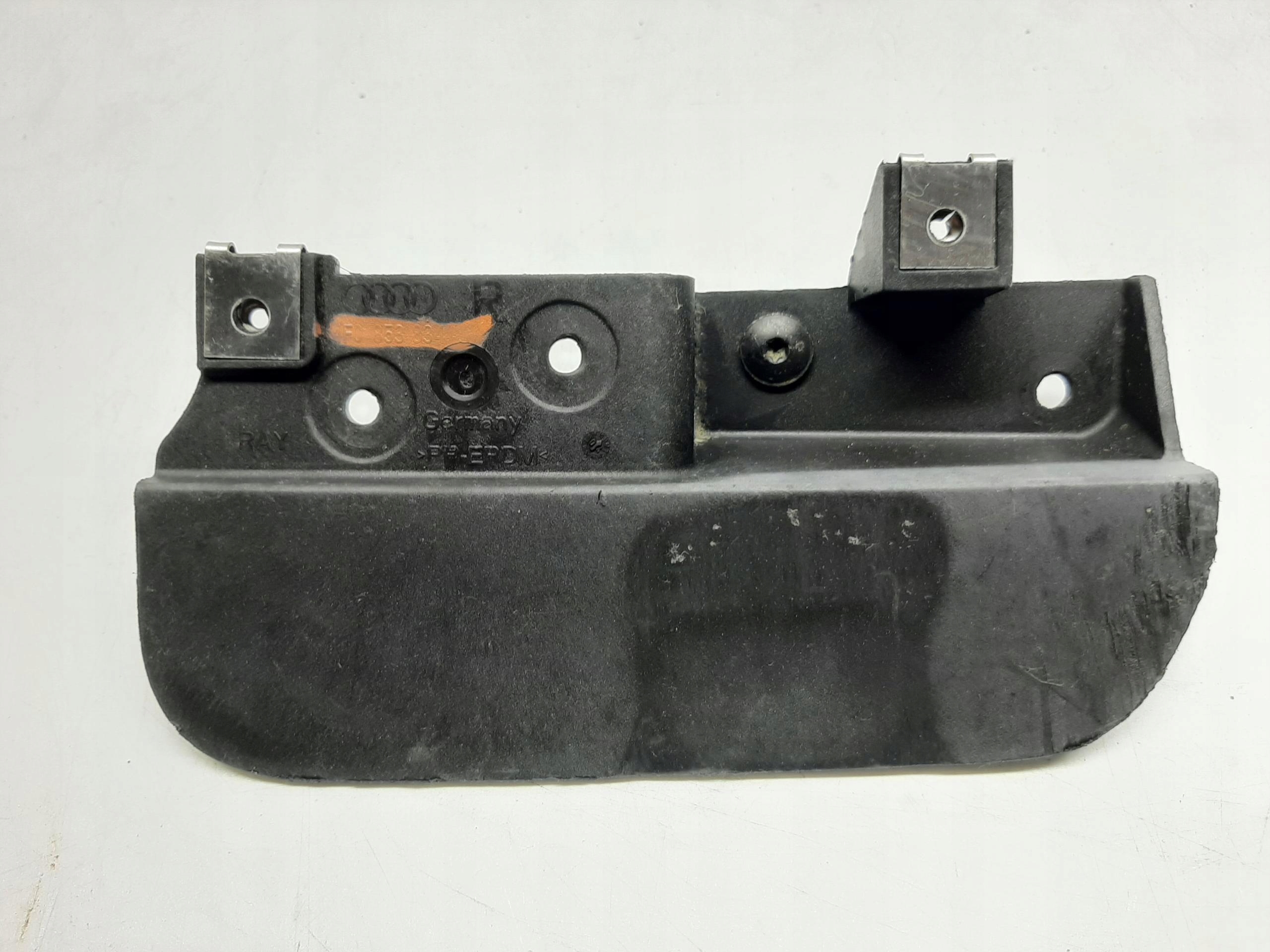 AUDI A6 C6 SEDAN AVANT CHLAPACZ BŁOTNIK OSŁONA DOKŁADKA PRAWY TYŁ 4F0853834