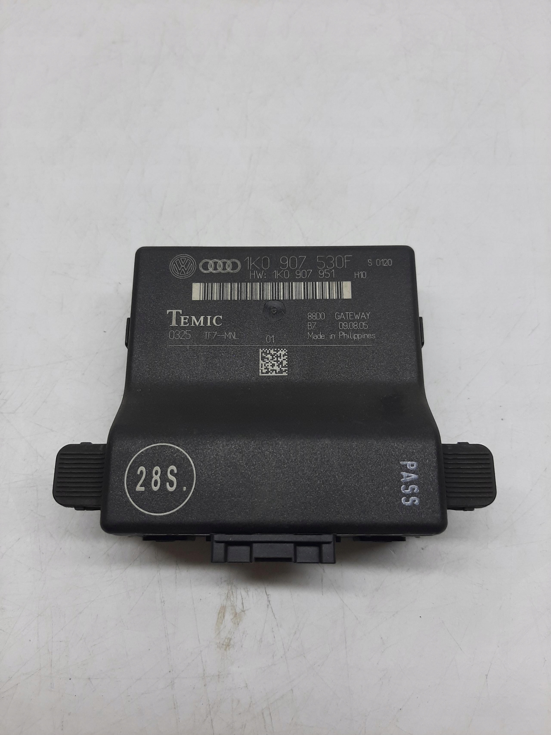 VW GOLF V SEAT LEON II MODUŁ INTERFACE GATEWAY 1K0907530F 1K0907951