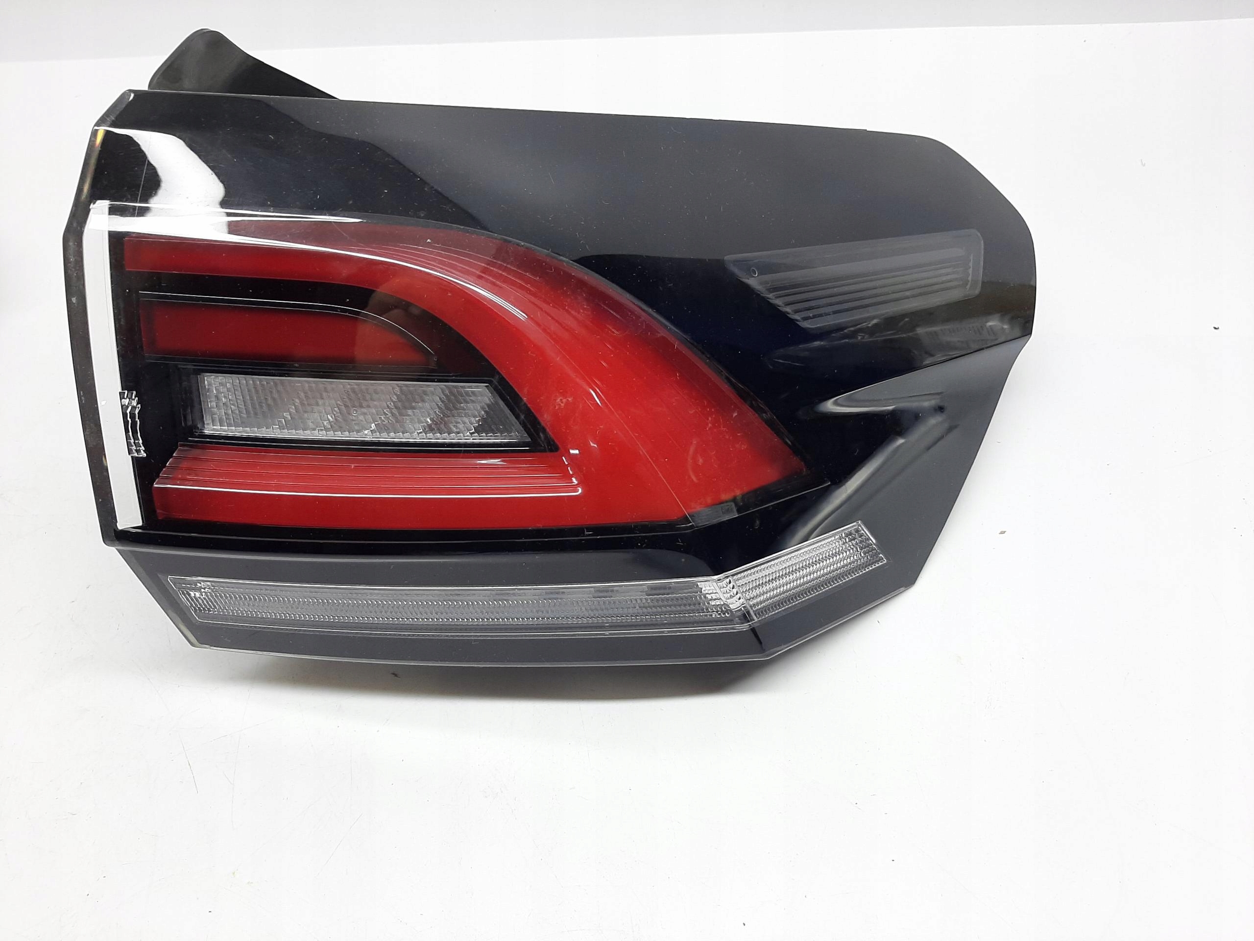 VW TAIGO LAMPA PRAWA TYLNA TYŁ LED 2G7945096