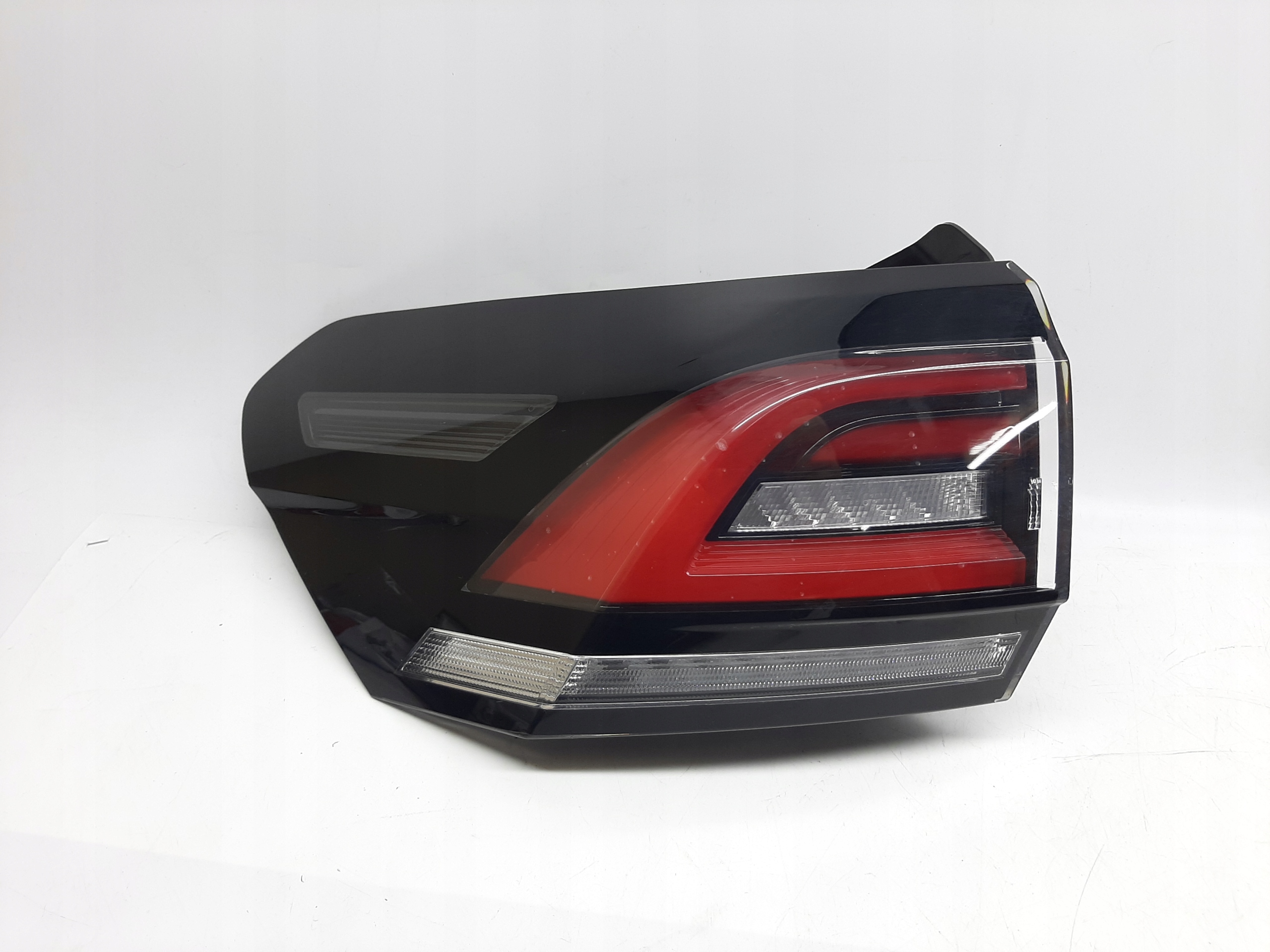 Volkswagen Taigo Lampa Tył Tylna Lewa 2G7945095