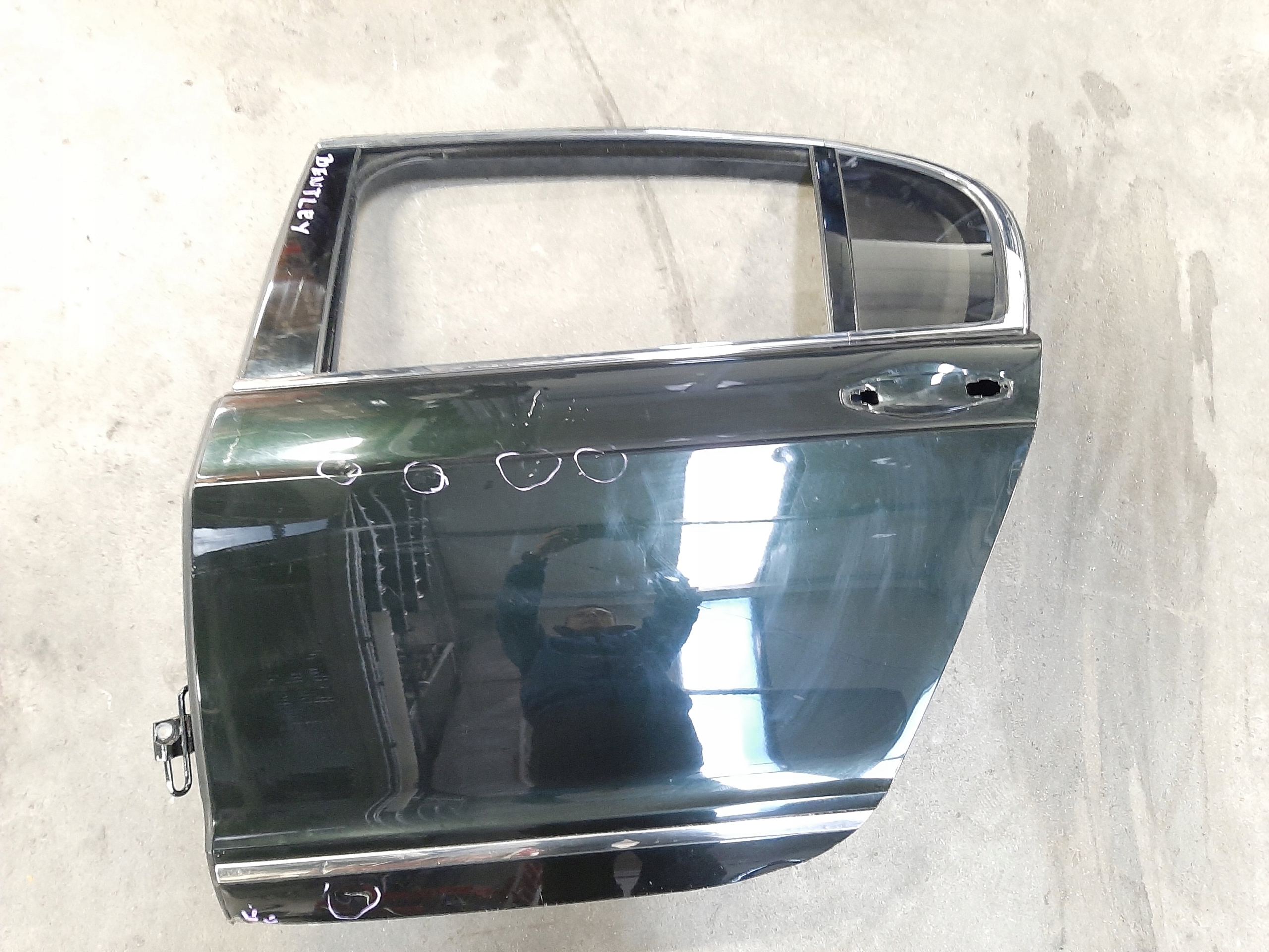 BENTLEY CONTINENTAL 6.0 W12 DRZWI LEWY TYŁ 3W5833311