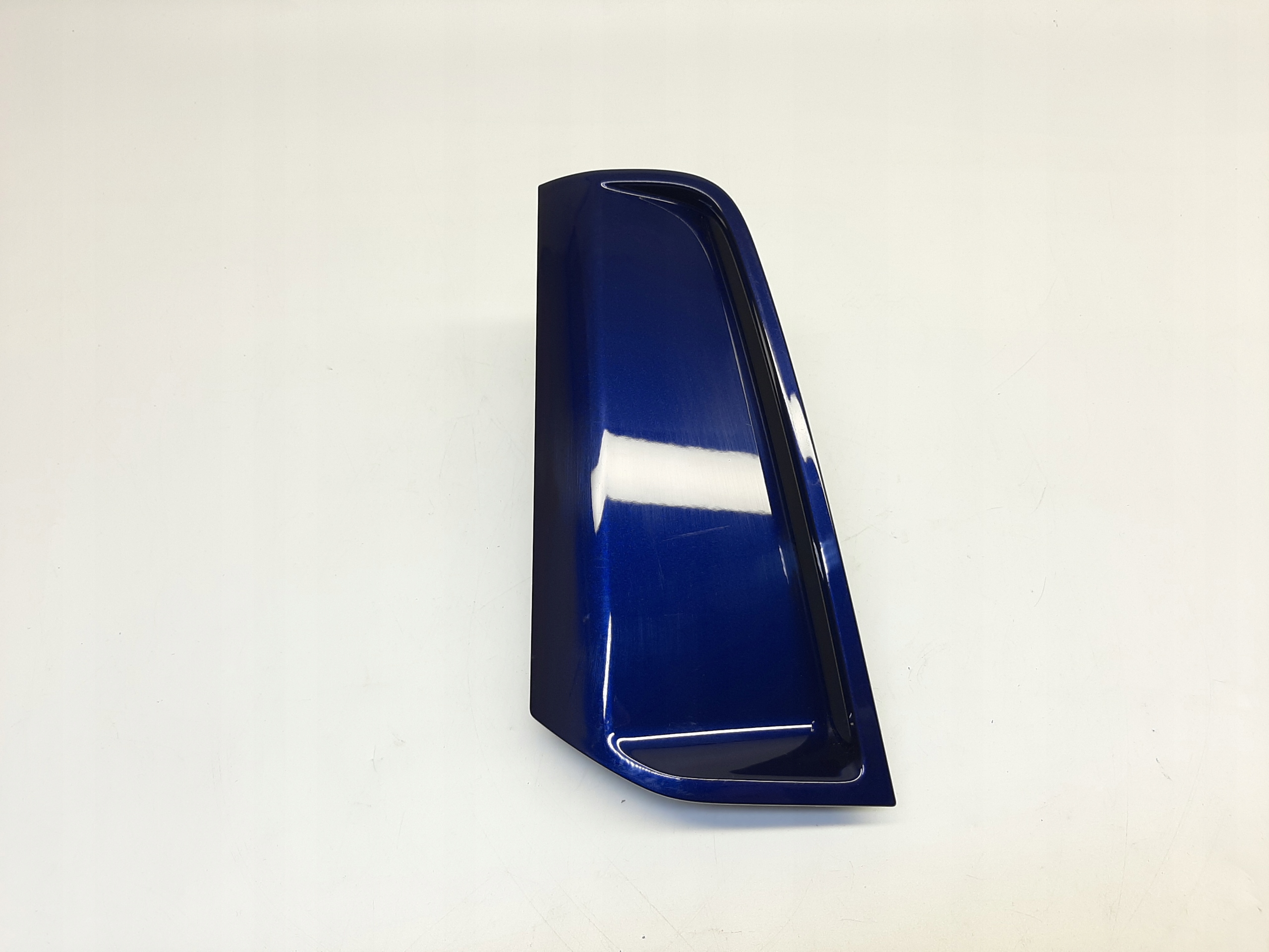 Audi A8 D5 Sport S (17-22) Nakładka Blenda Maskownica LX5H 4N0807667A