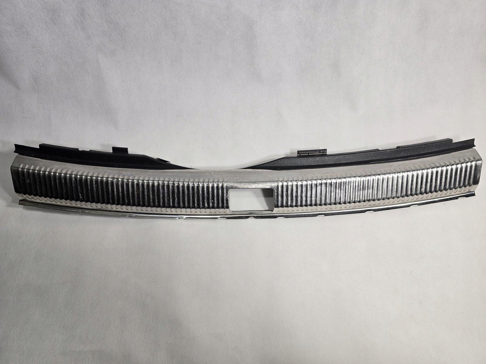 AUDI A6 C7 AVANT OSŁONA PASA TYLNEGO TYŁ MASKOWNICA 4G9864483