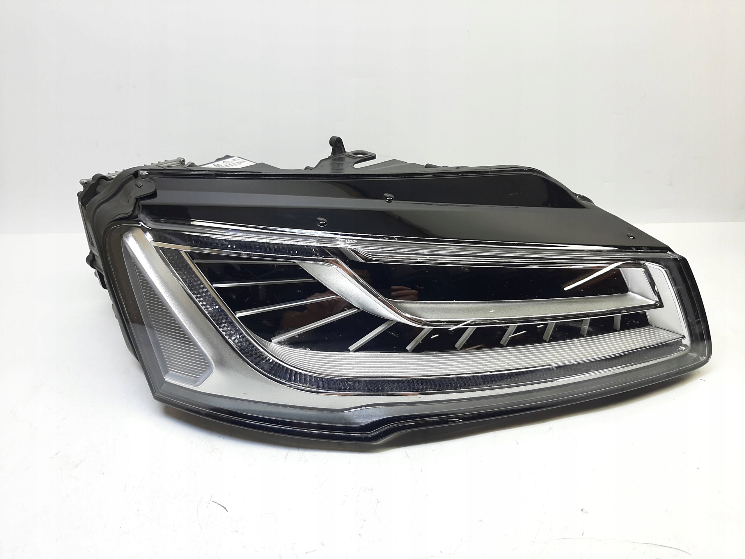 AUDI A8 D4 LIFT fullled led PRAWY REFLEKTOR 4H0941784A lampa