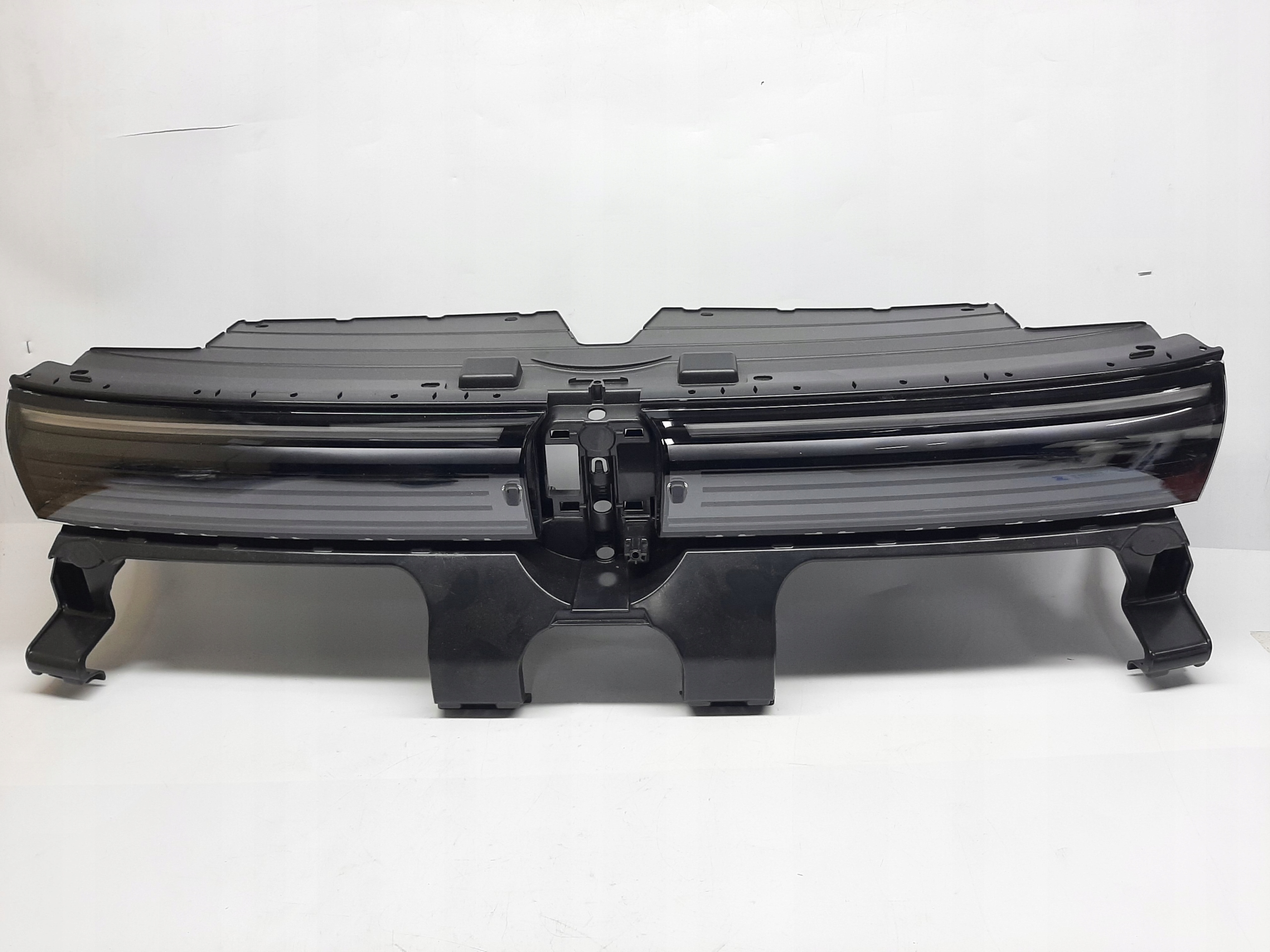 VW TIGUAN III ATRAPA CHŁODNICY GRILL ZDERZAKA PRZÓD 571853653A