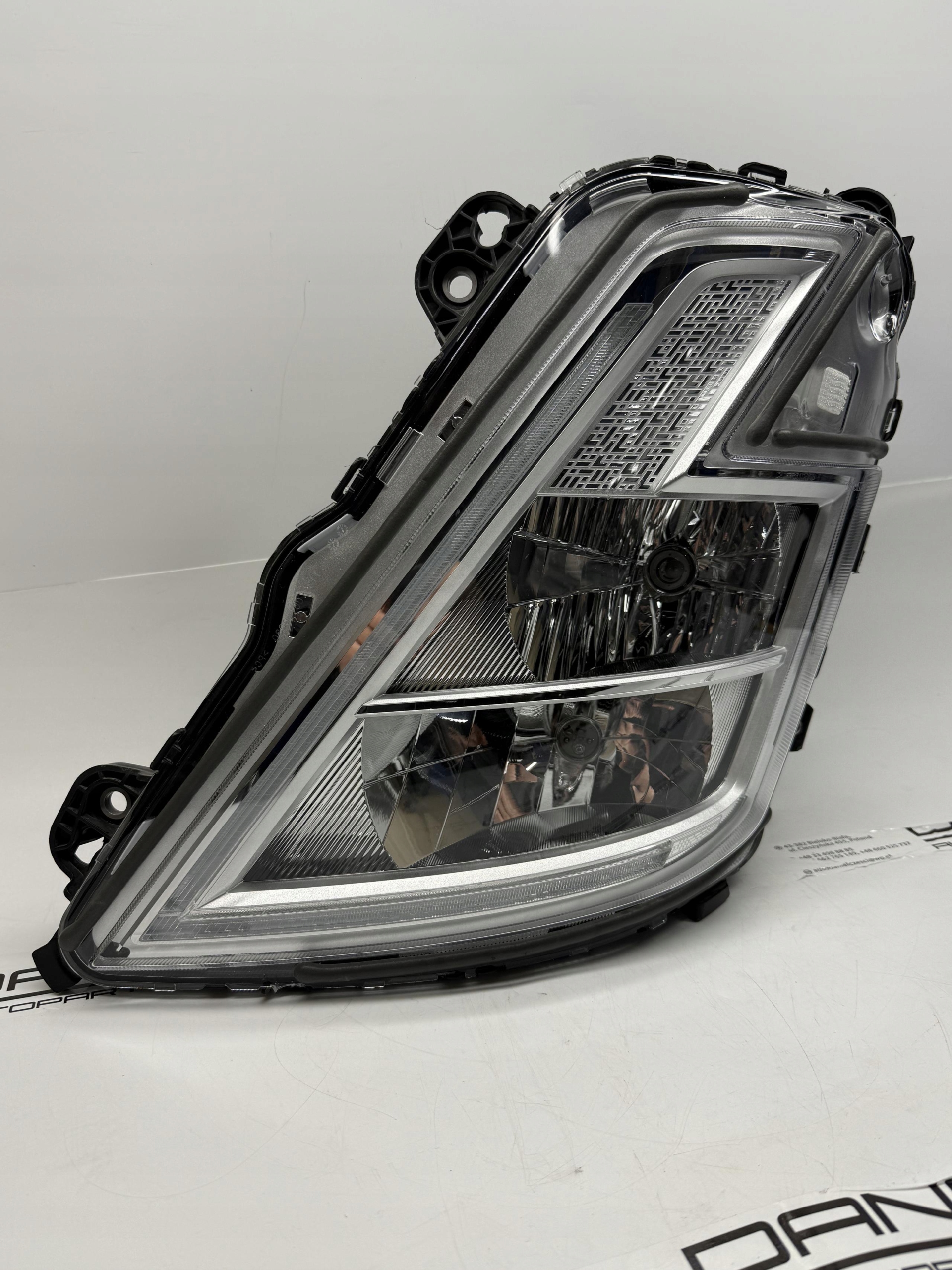 VOLVO FMX REFLEKTOR LAMPA LEWY PRZÓD 24364534