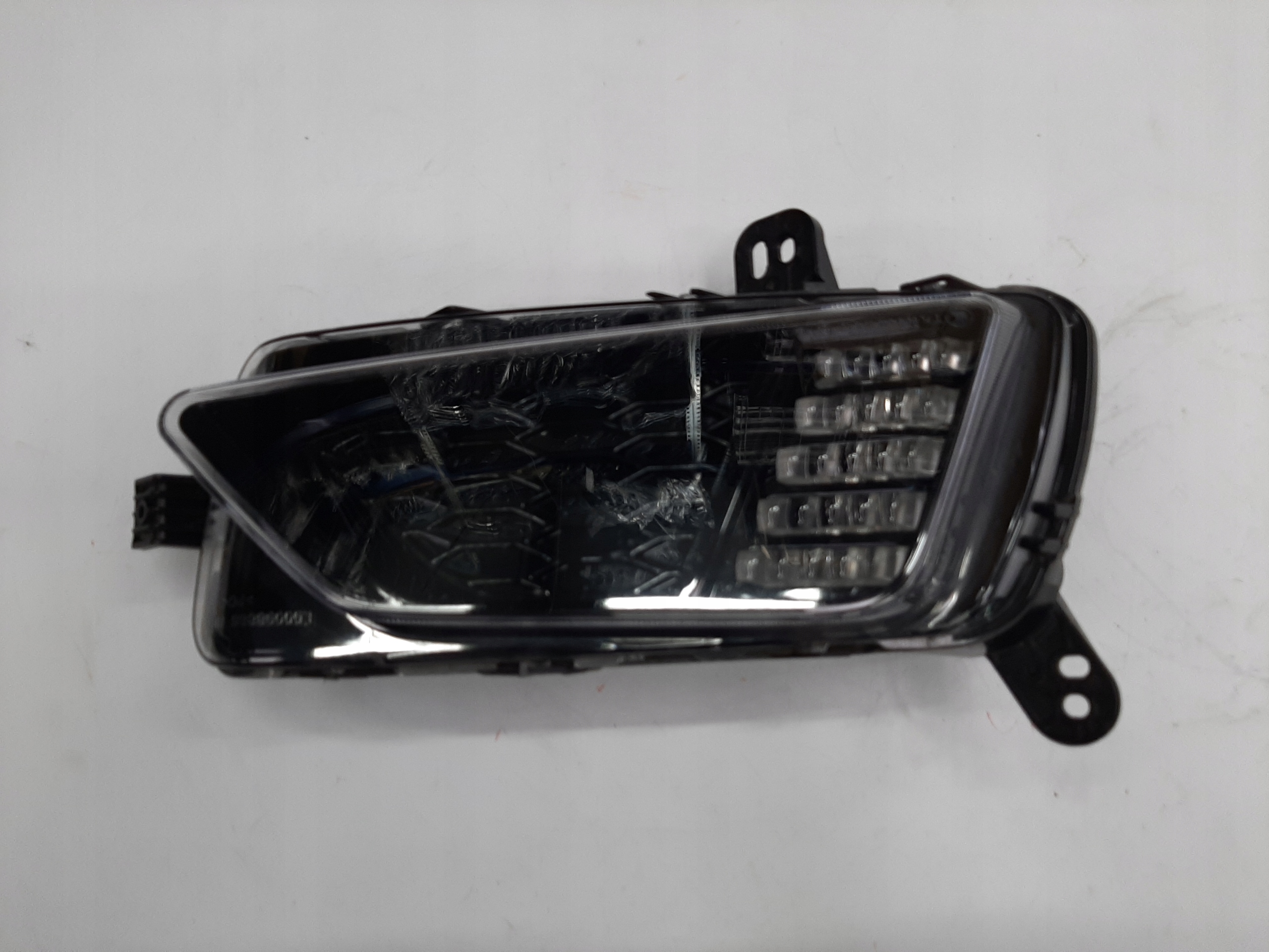 VW POLO VI HALOGEN LED DRL PRAWY 2G0941662B