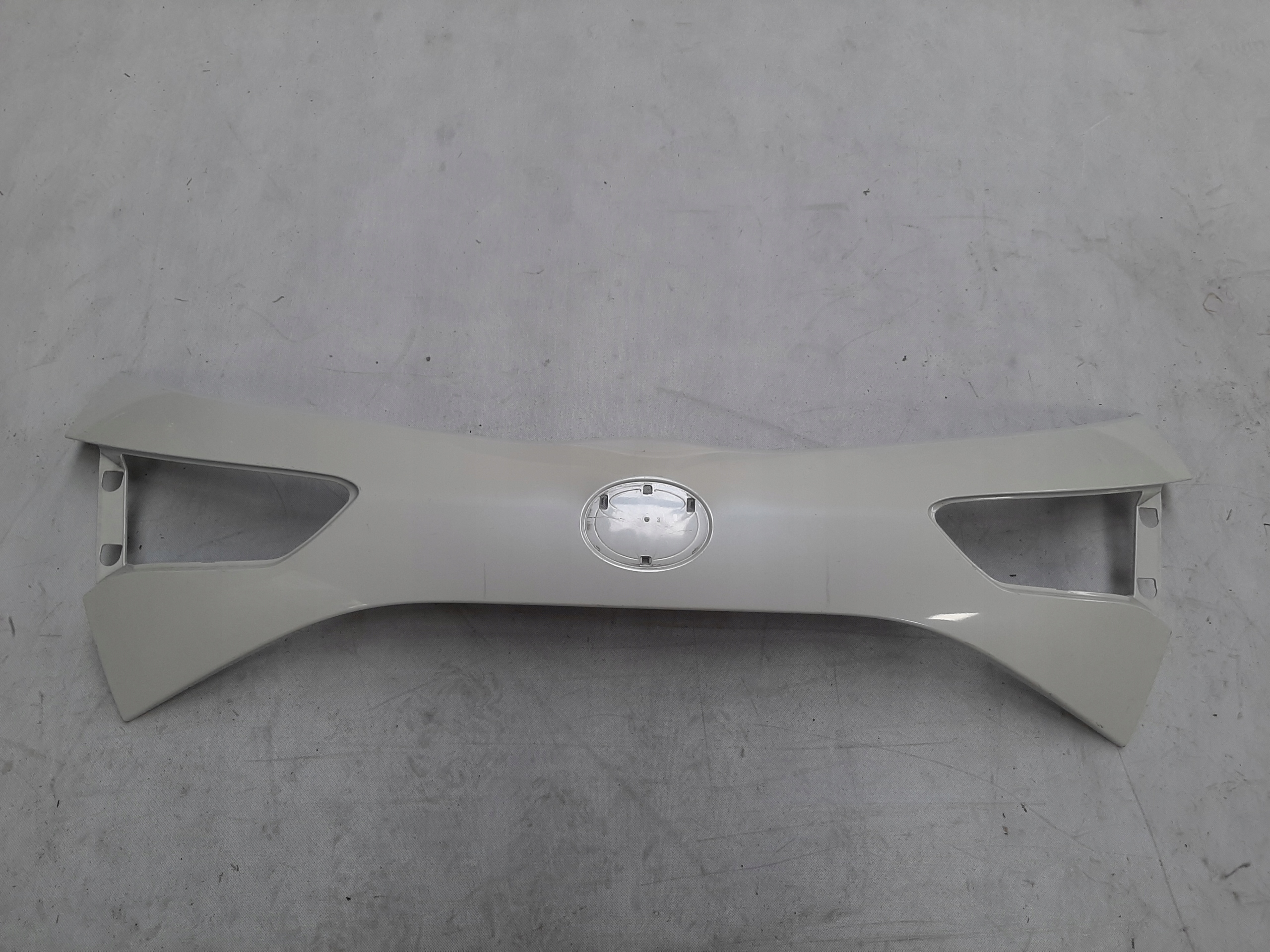 TOYOTA YARIS III LIFT BLENDA KLAPY TYŁ