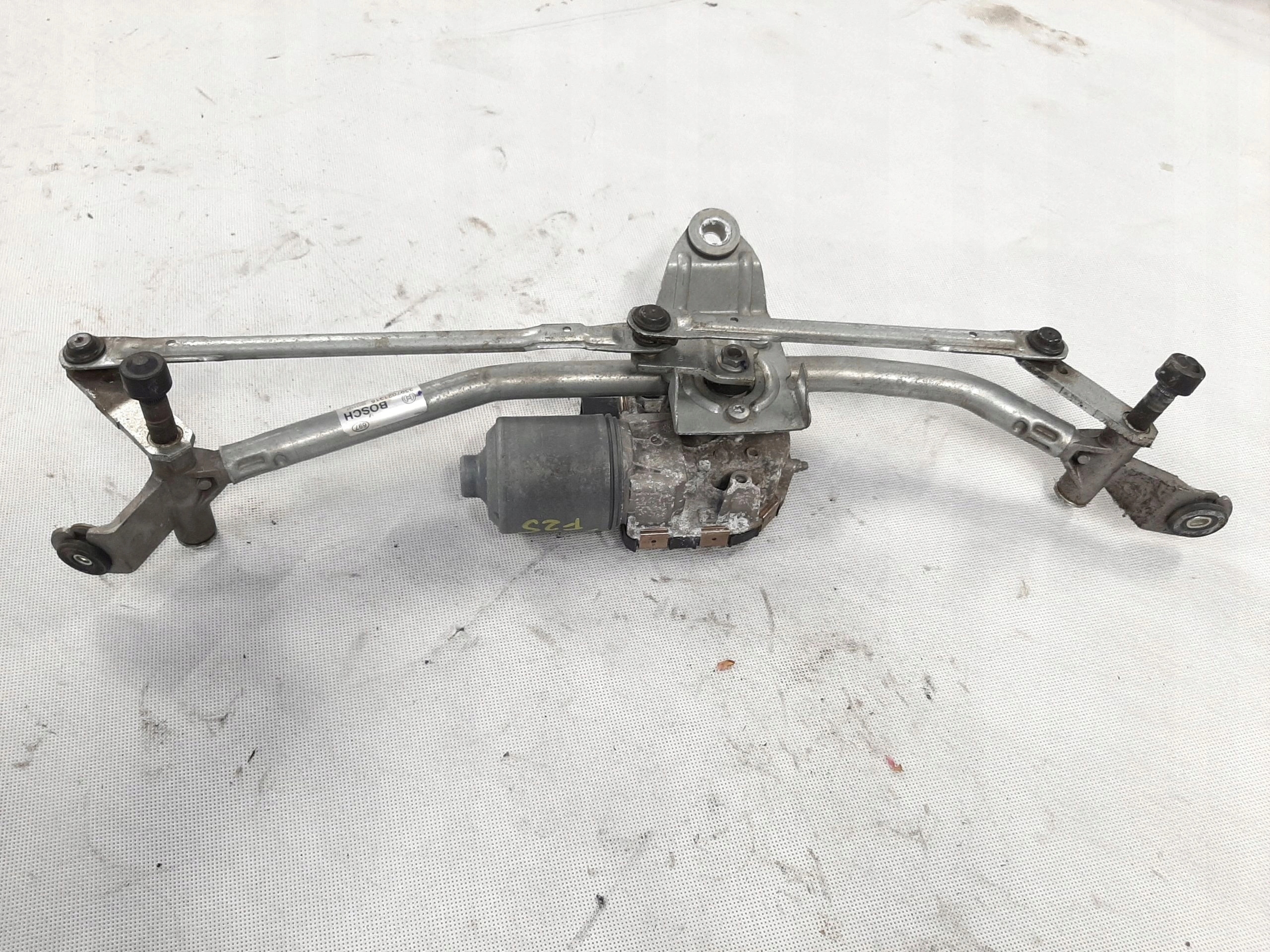 BMW X3 F25 2.0i 10-14r MECHANIZM WYCIERACZEK 7213275 1137328561