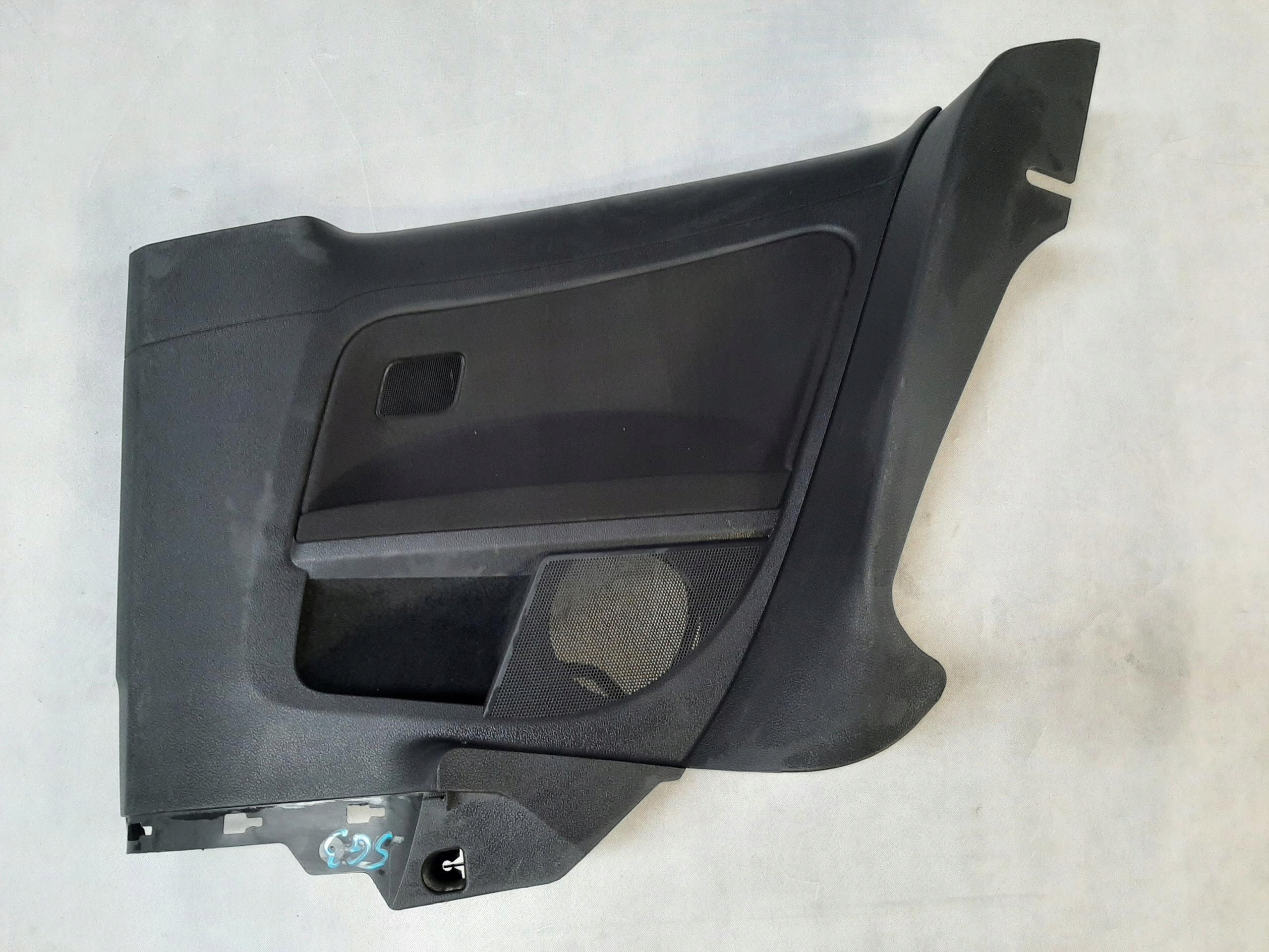 VW GOLF VII 7 5G 3D TAPICERKA BOCZEK LEWY TYŁ 5G3867044