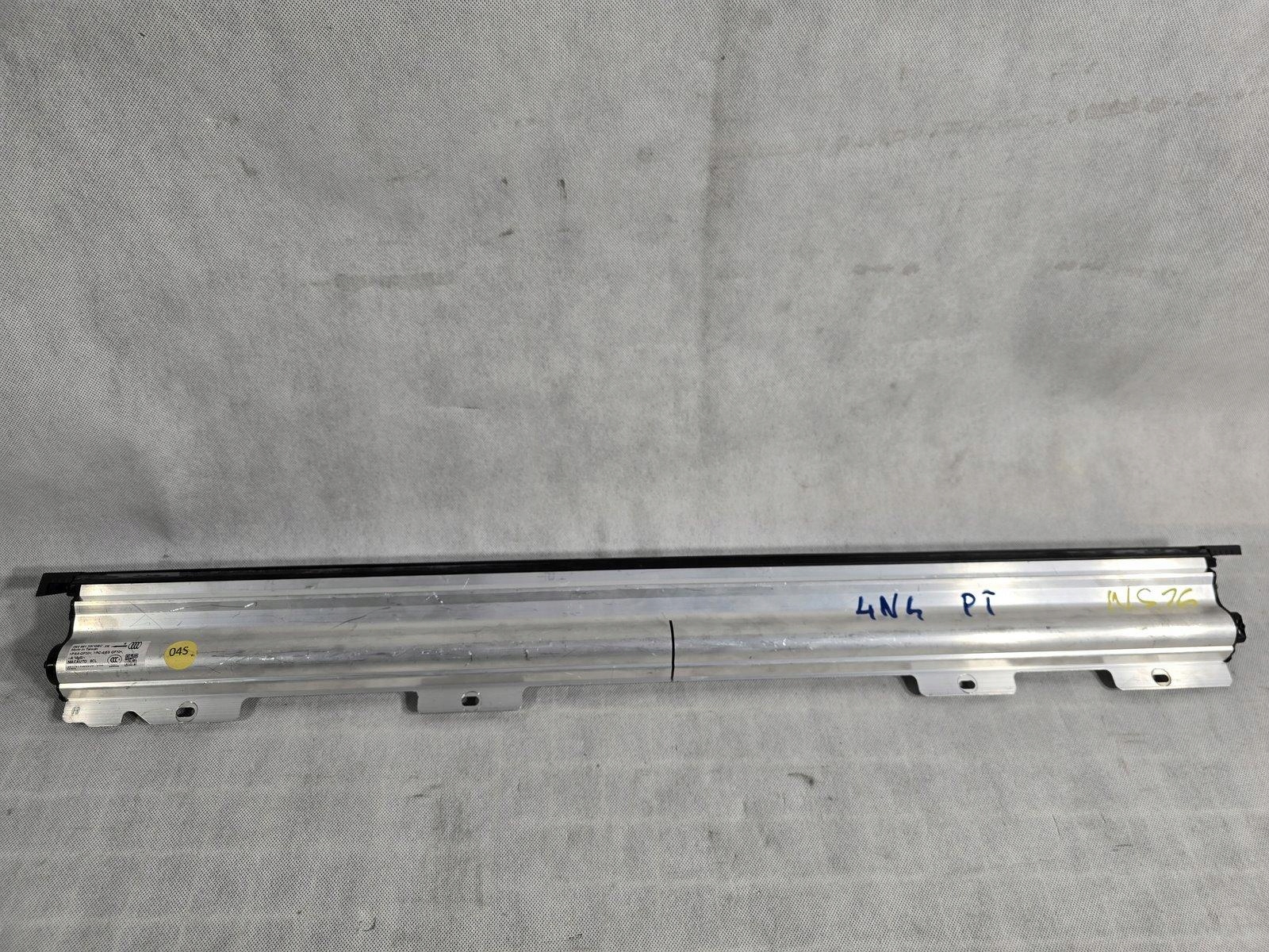 AUDI A8 D5 LONG ROLETA PRZECIWSŁONECZNA DRZWI PRAWY TYŁ 4N4861334