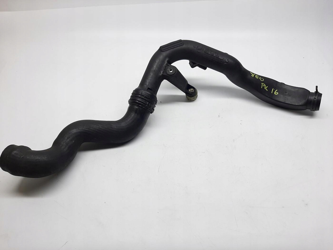 VW PASSAT B5 AUDI A4 B6 1.9 TDI WĄŻ RURA INTERCOOLERA 8E0145762