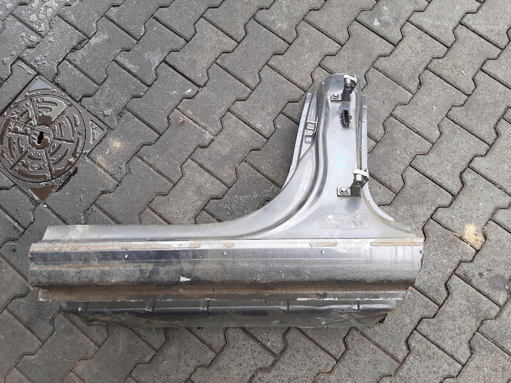 LAND ROVER DISCOVERY SPORT L550 LEWY PRÓG SŁUPEK B POSZYCIE