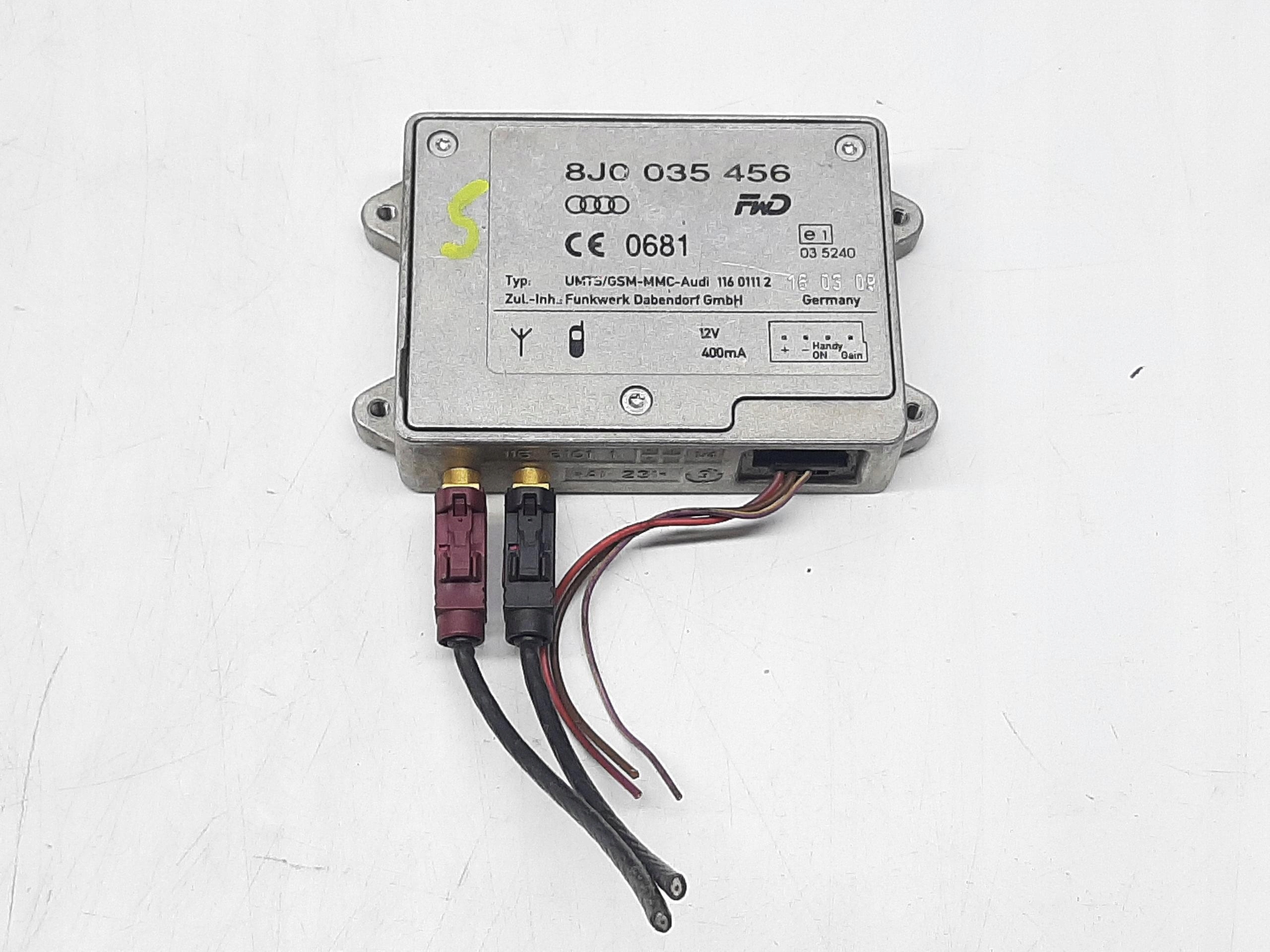 AUDI TT 8J WZMACNIACZ ANTENOWY GSM 8J0035456