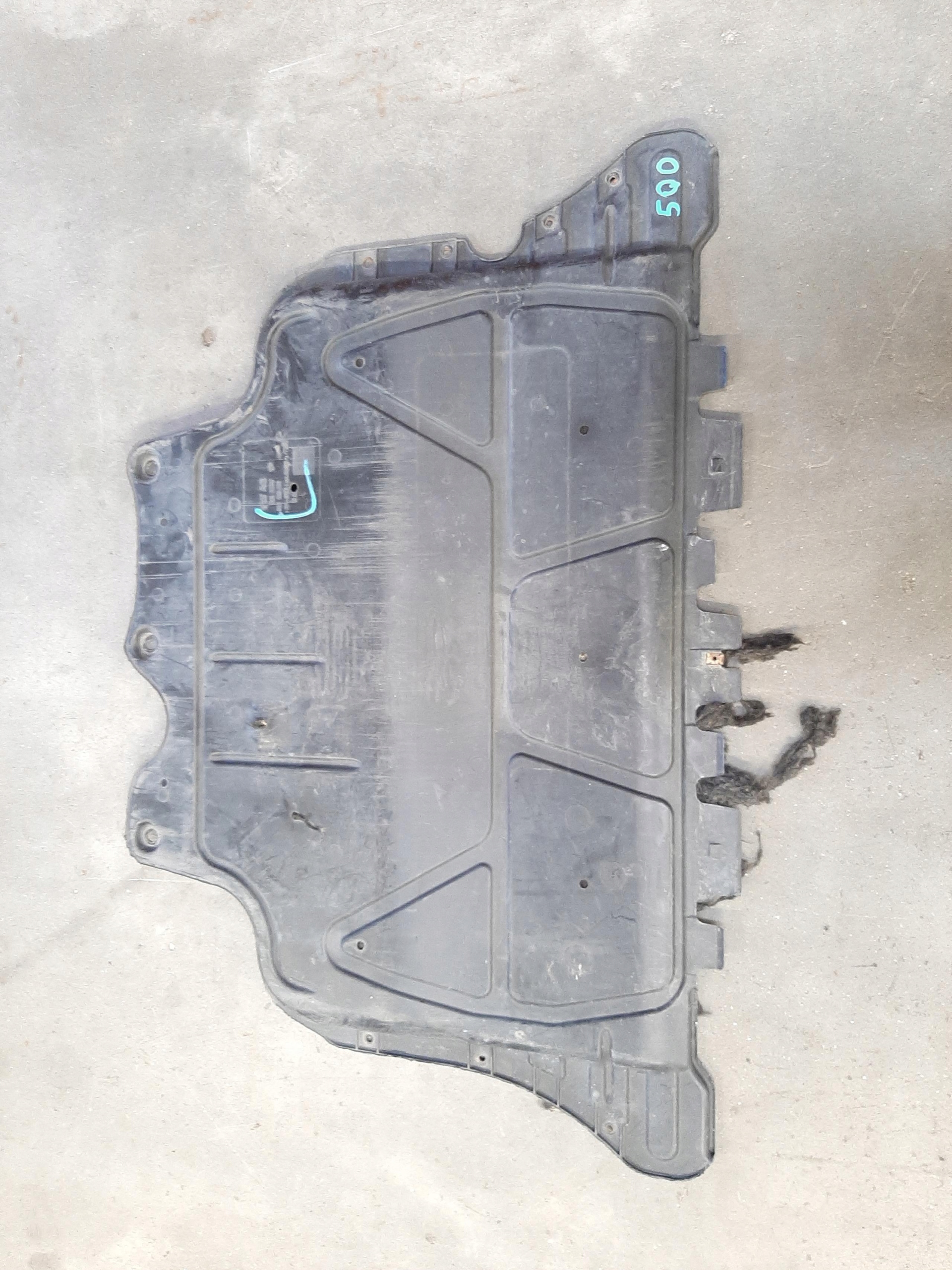 VW PASSAT B8 OSŁONA PŁYTA DOLNA POD SILNIK 5Q0825236
