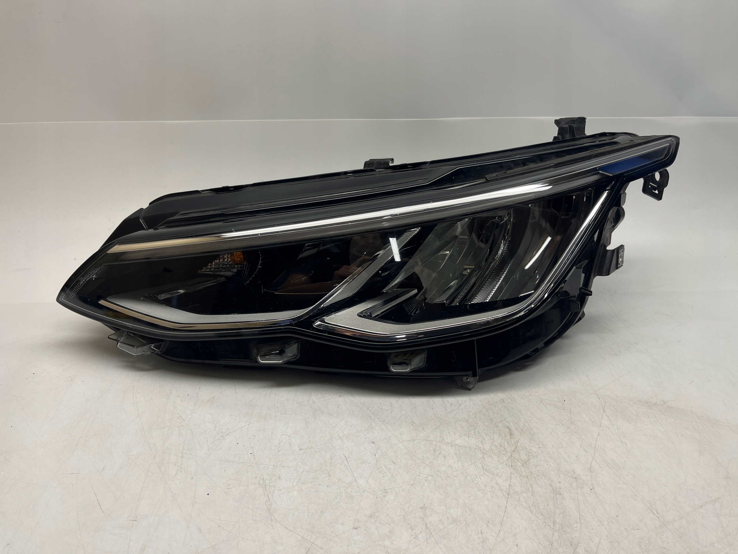 VOLKSWAGEN GOLF 8 REFLEKTOR LED LAMPA PRZÓD PRZEDNIA LEWA 5H1941005
