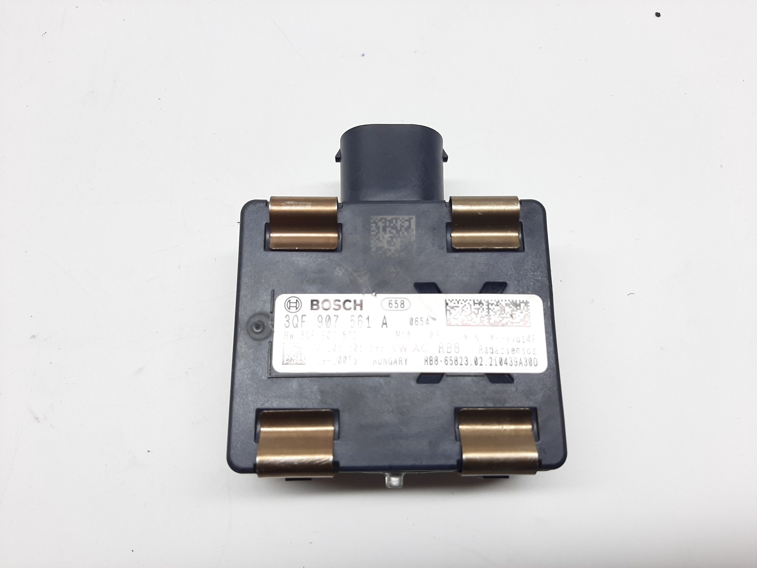VOLKSWAGEN GOLF VIII 2019- RADAR DISTRONIC PRZÓD 3QF907561A 3QF907572