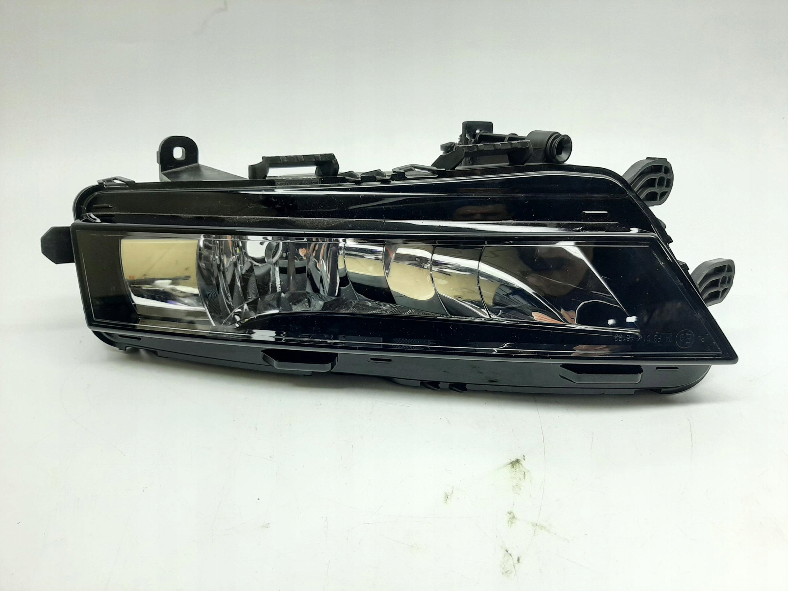 SKODA OCTAVIA III LIFT 5E0 HALOGEN LEWY 5E0941899F
