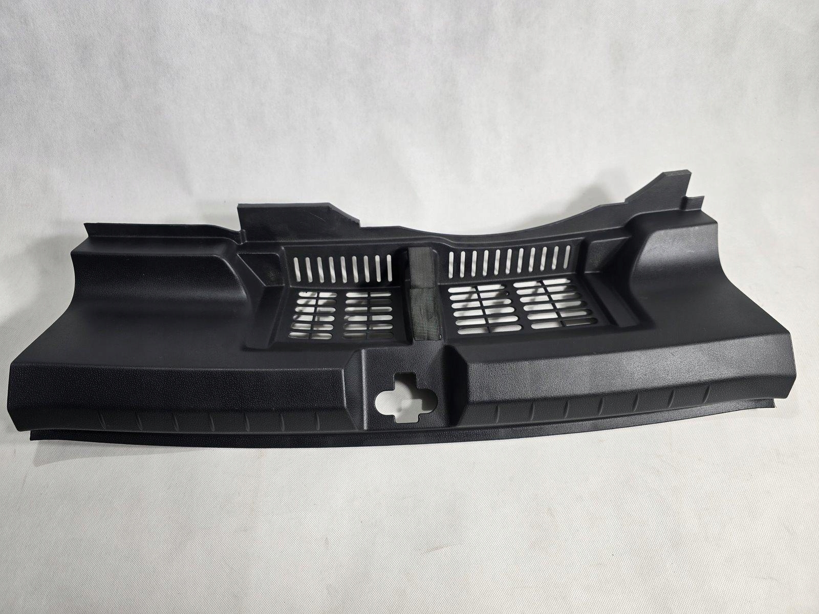 SEAT IBIZA IV 6J OSŁONA PASA TYLNEGO TYŁ MASKOWNICA 6J4863459A