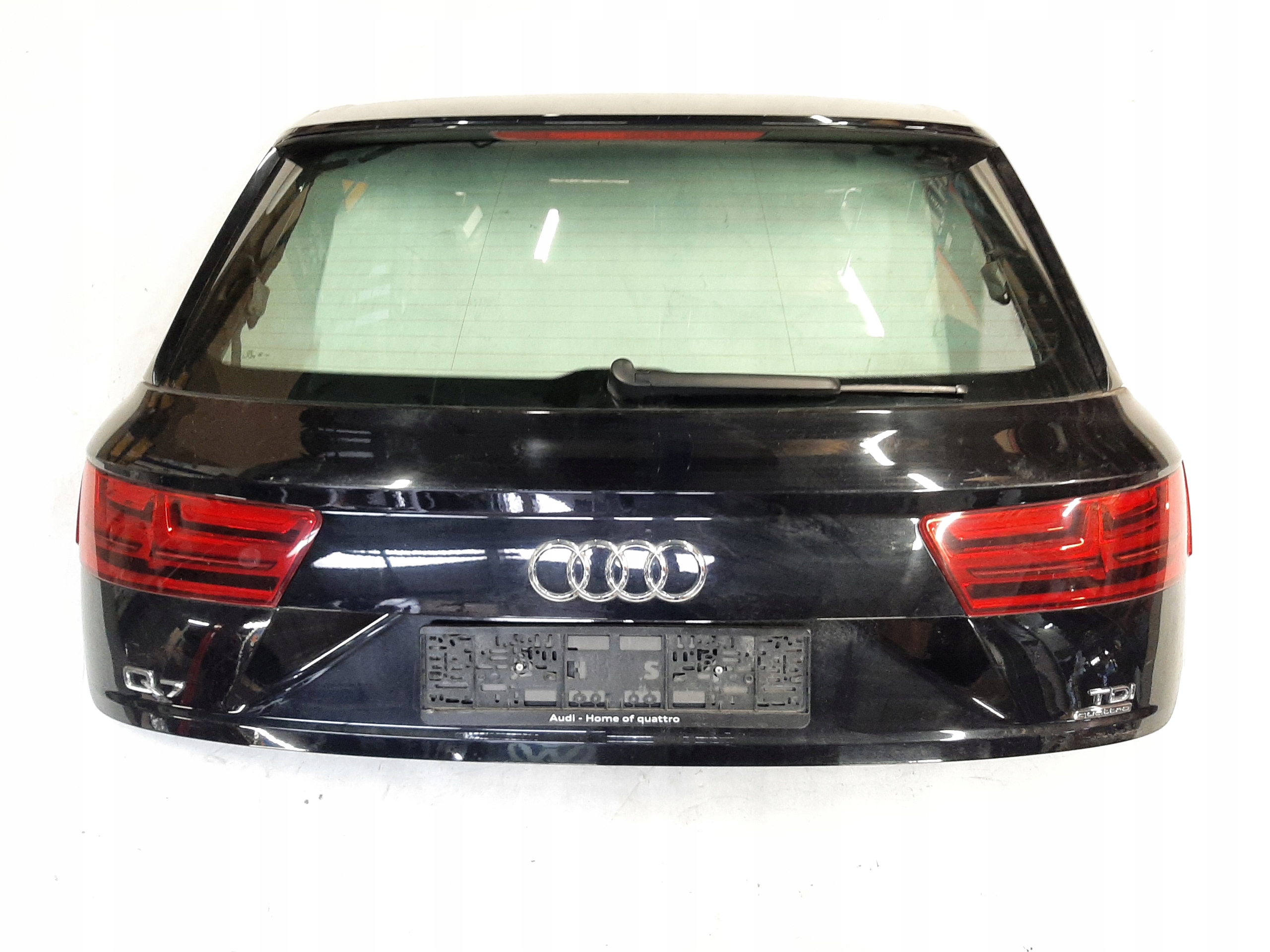 AUDI Q7 4M KLAPA BAGAŻNIKA TYŁ TYLNA