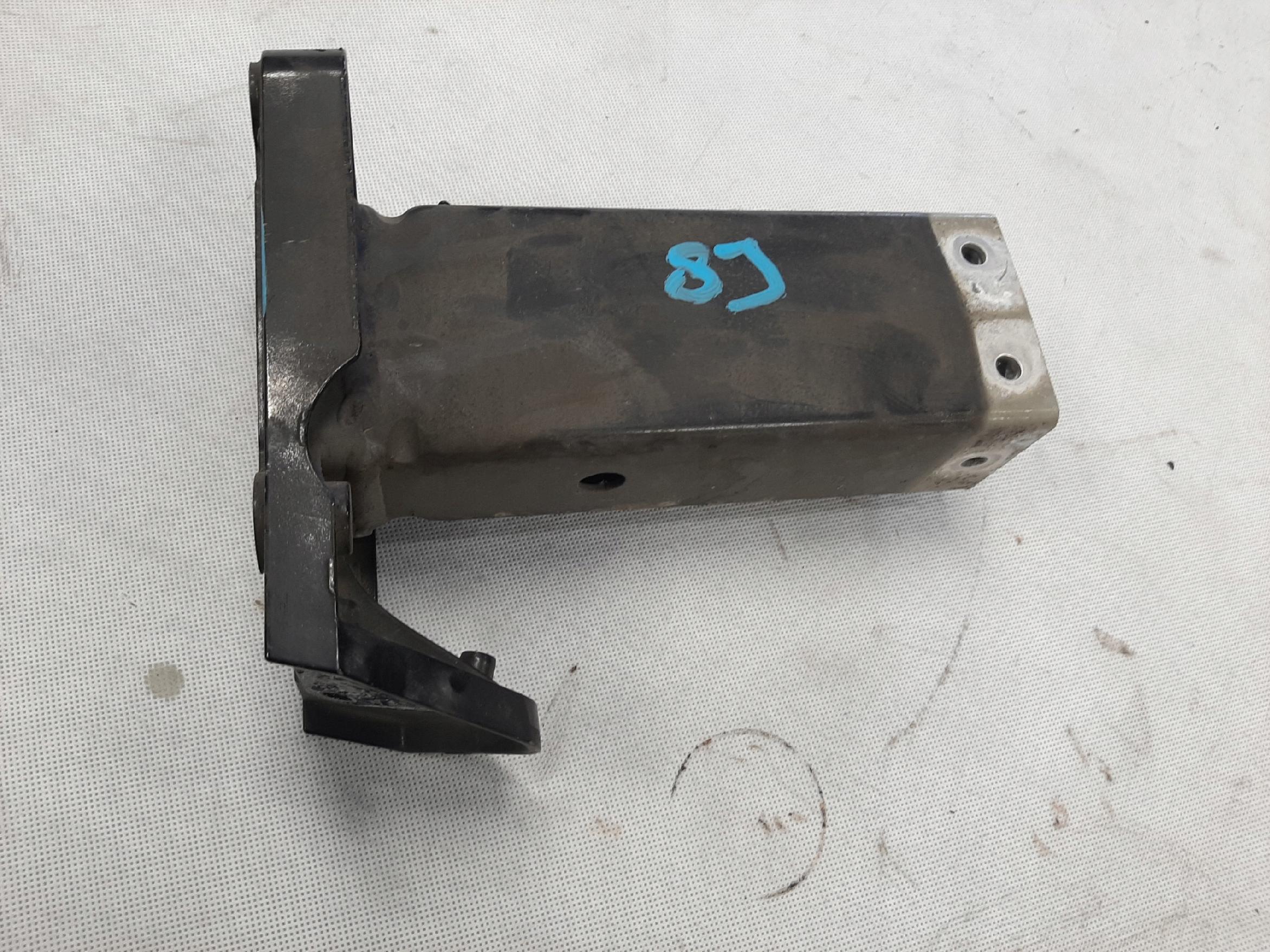 AUDI TT 8J 06-10 STREFA ZGNIOTU PRAWA PRZÓD PRZEDNIA 8J0806110D