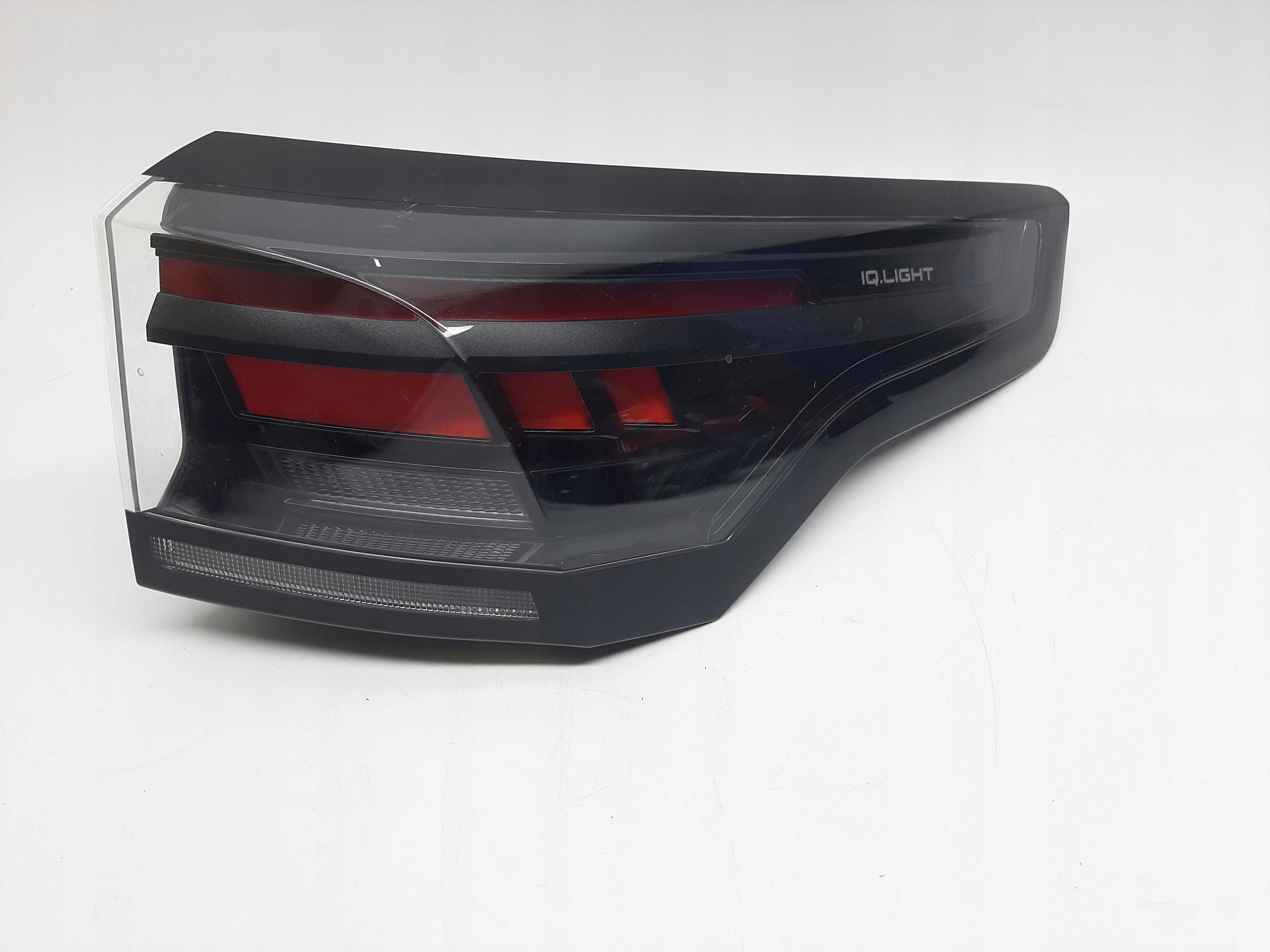VW TIGUAN III LAMPA TYŁ TYLNA PRAWA IQ LIGHT LED 571945208A 82470201