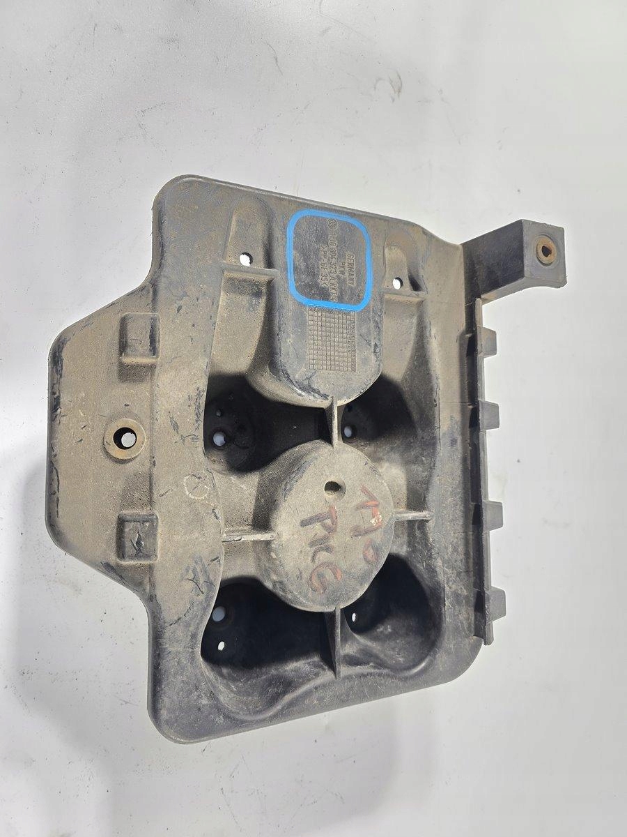 VW GOLF IV AUDI A3 8L SEAT LEON I PODSTAWA AKUMULATORA 1J0804373A