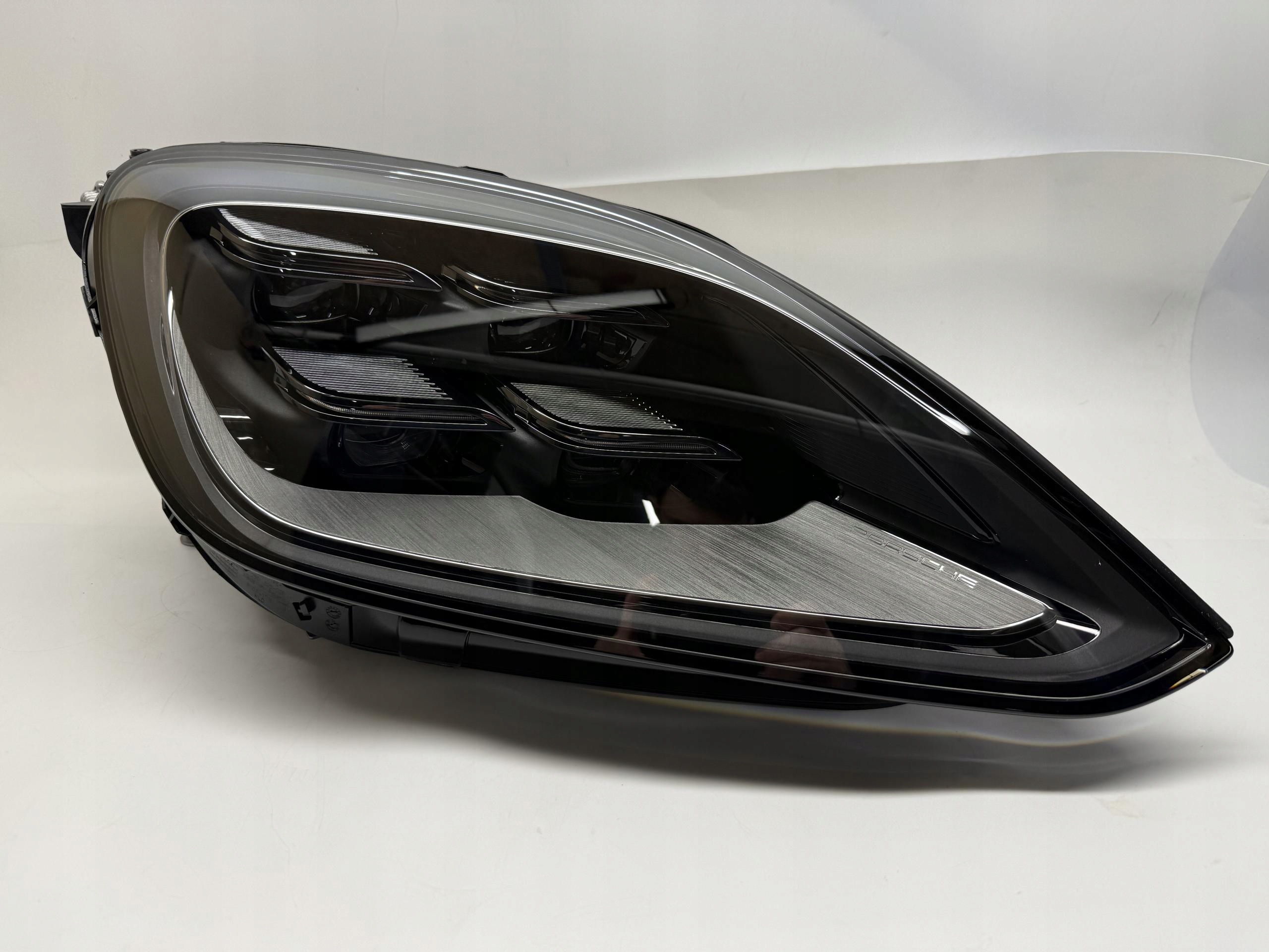 PORSCHE CAYENNE E3 LIFT REFLEKTOR LAMPA PRAWY PRZÓD LASER 9Y0941086T