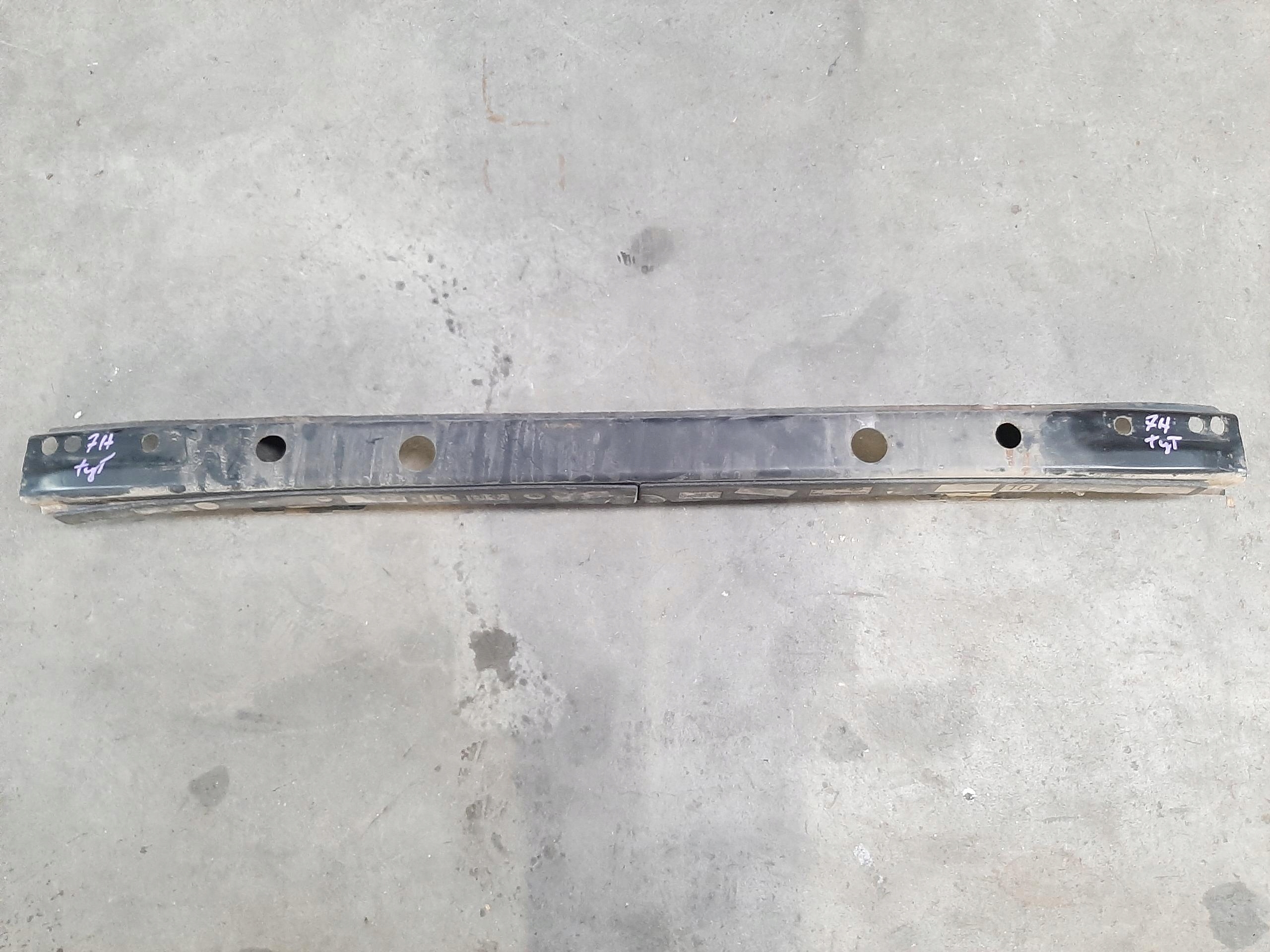 VW TRANSPORTER T5 ABSORBER ZDERZAKA TYŁ TYLNEGO 7H0807252