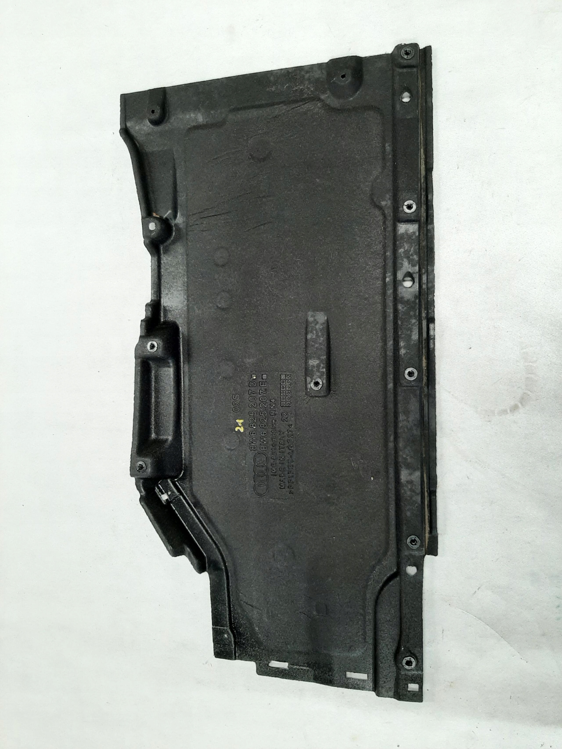 OSŁONA PODWOZIA LEWA AUDI A5 SPORTBACK II LIFT 20- 8W6825207D