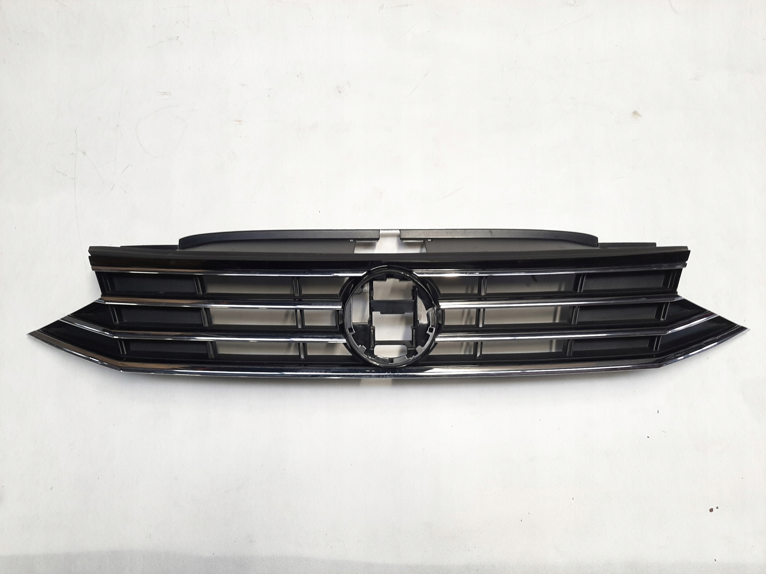 VW PASSAT B8 ATRAPA CHŁODNICY GRILL ZDERZAKA PRZÓD 3G0856651