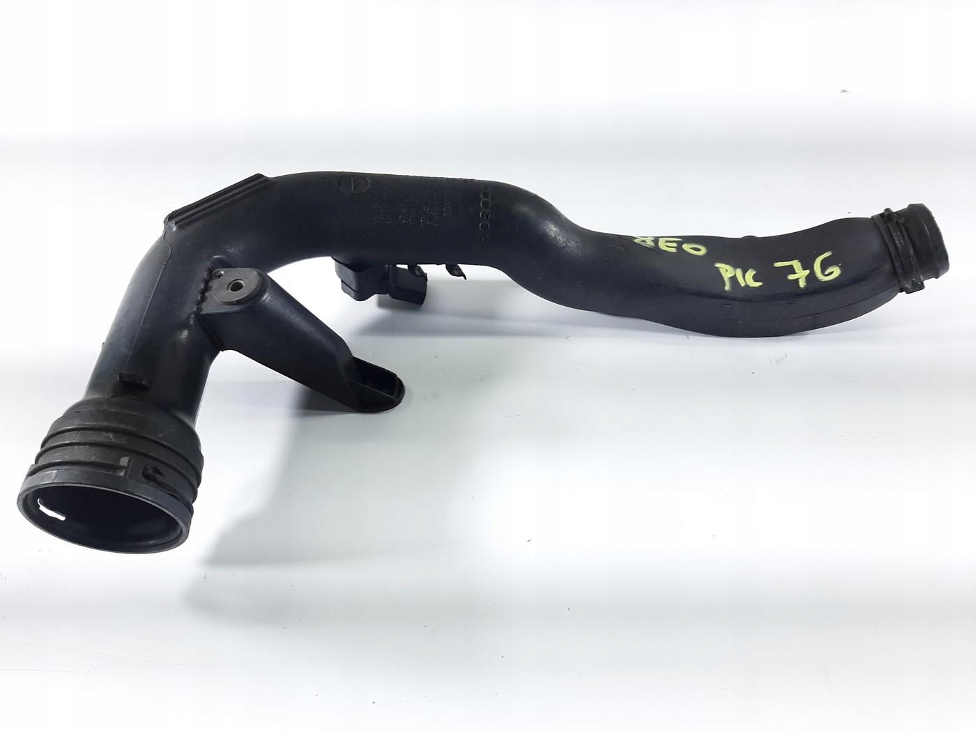 AUDI A4 B6 A4 B7 1.9 TDI RURA RURKA INTERCOOLERA 8E0145762D