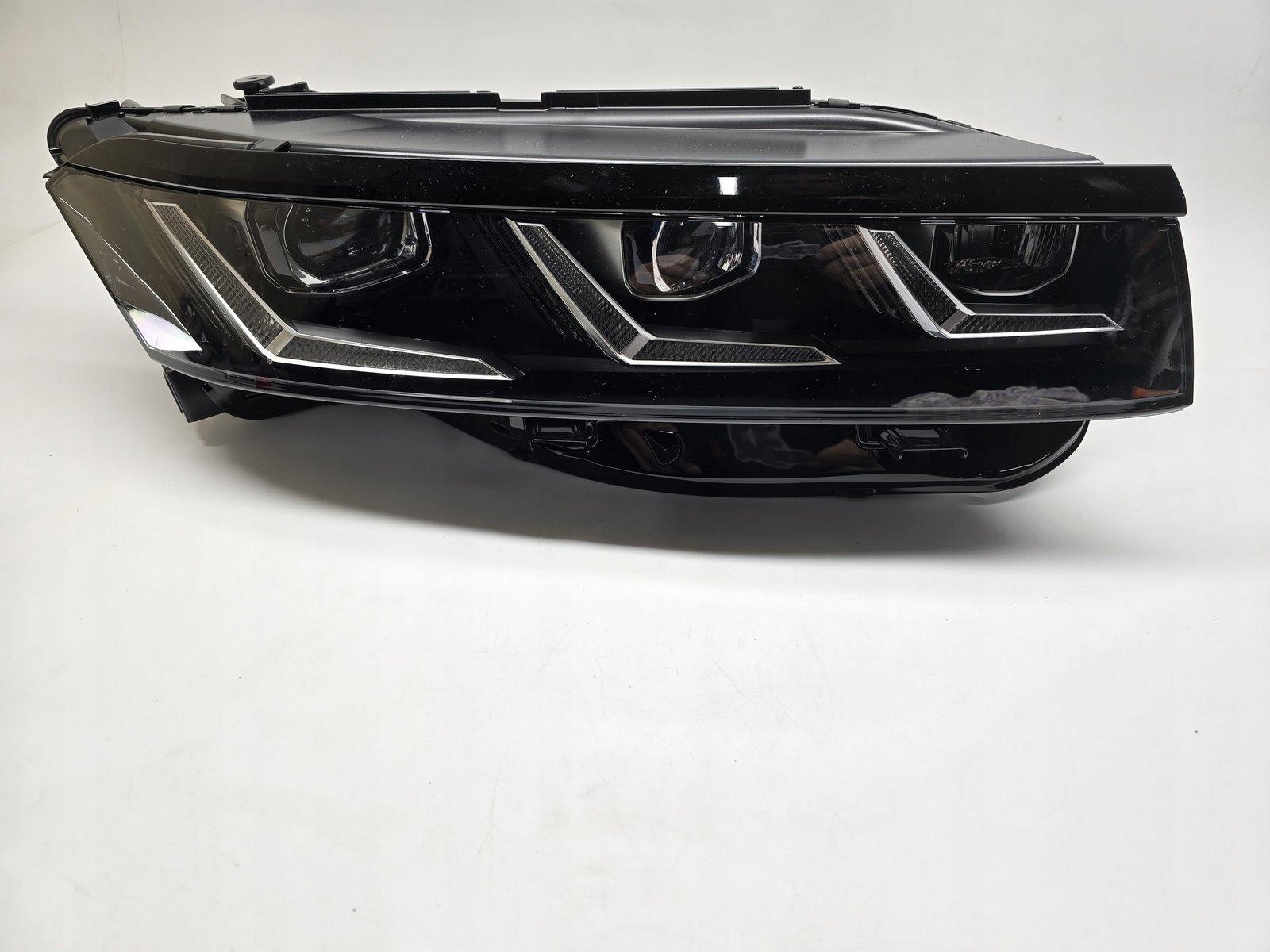 VW TOUAREG III reflektor LAMPA PRAWY PRZÓD FULL LED IQ.LIGHT 761941082AB