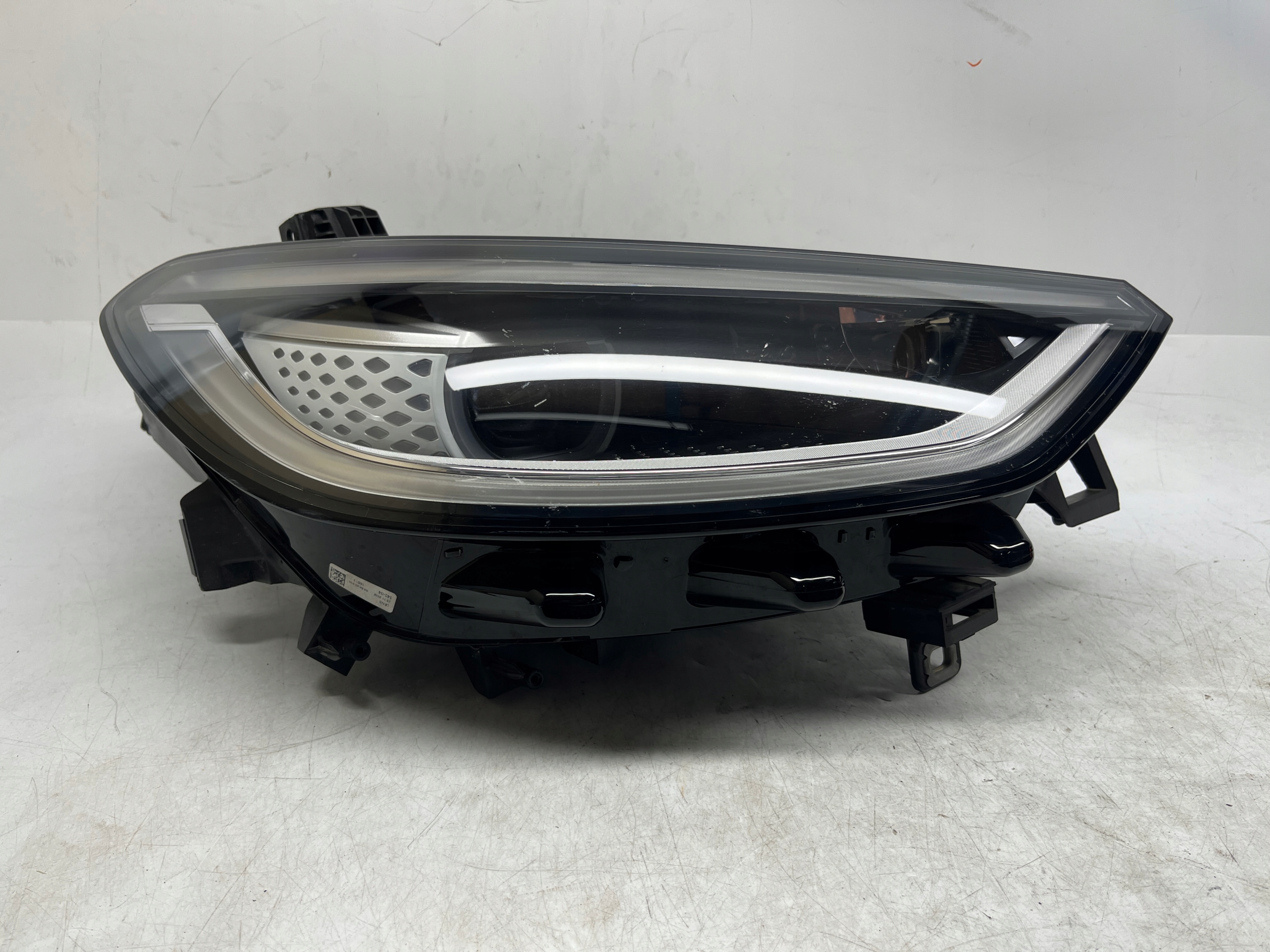 VW ID.3 REFLEKTOR LED LAMPA PRZÓD PRZEDNIA PRAWA 10B941036D