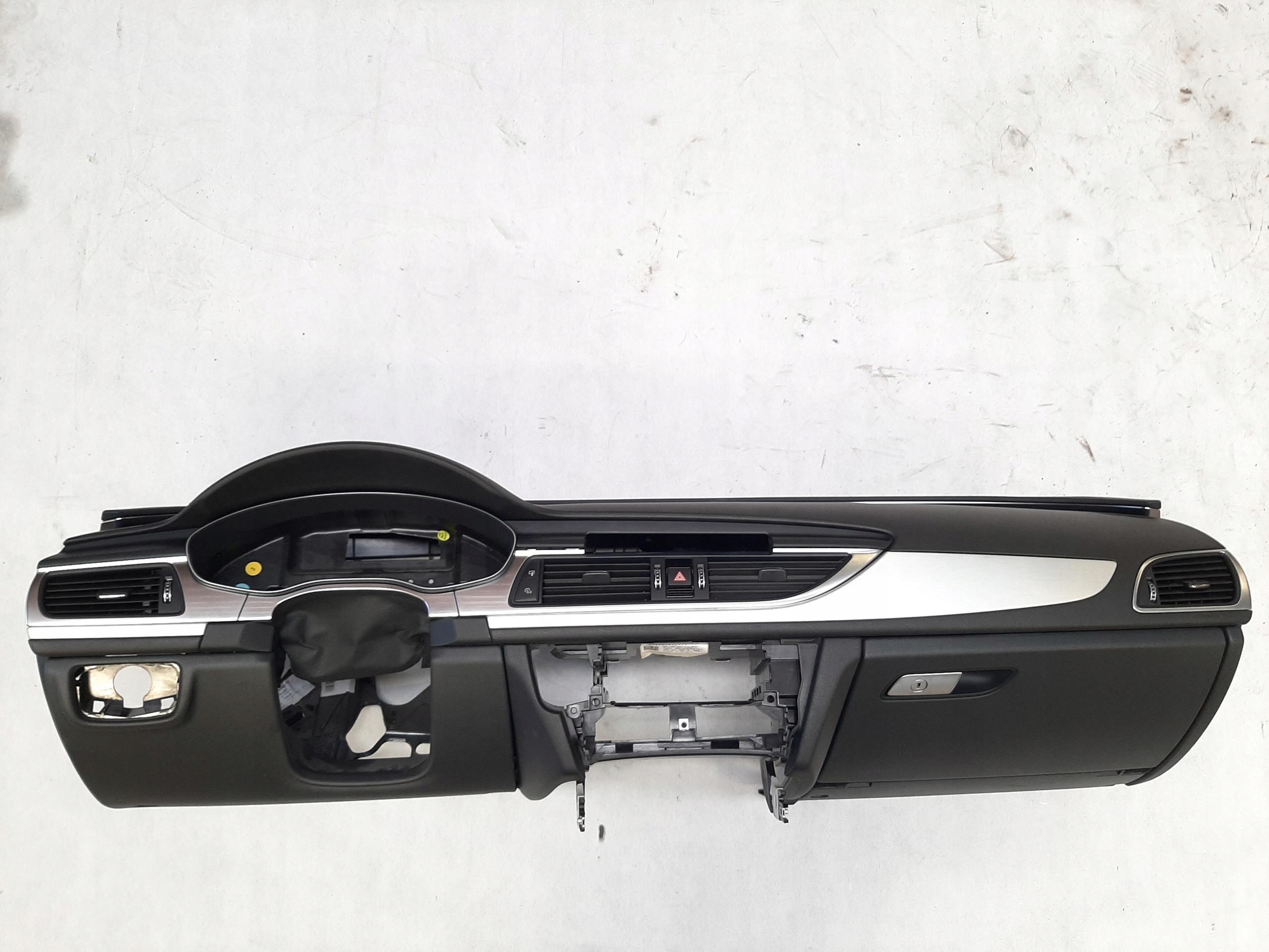 AUDI A6 C7 LIFT 2014- DESKA ROZDZIELCZA KONSOLA AIRBAG PASY 4G1857001B