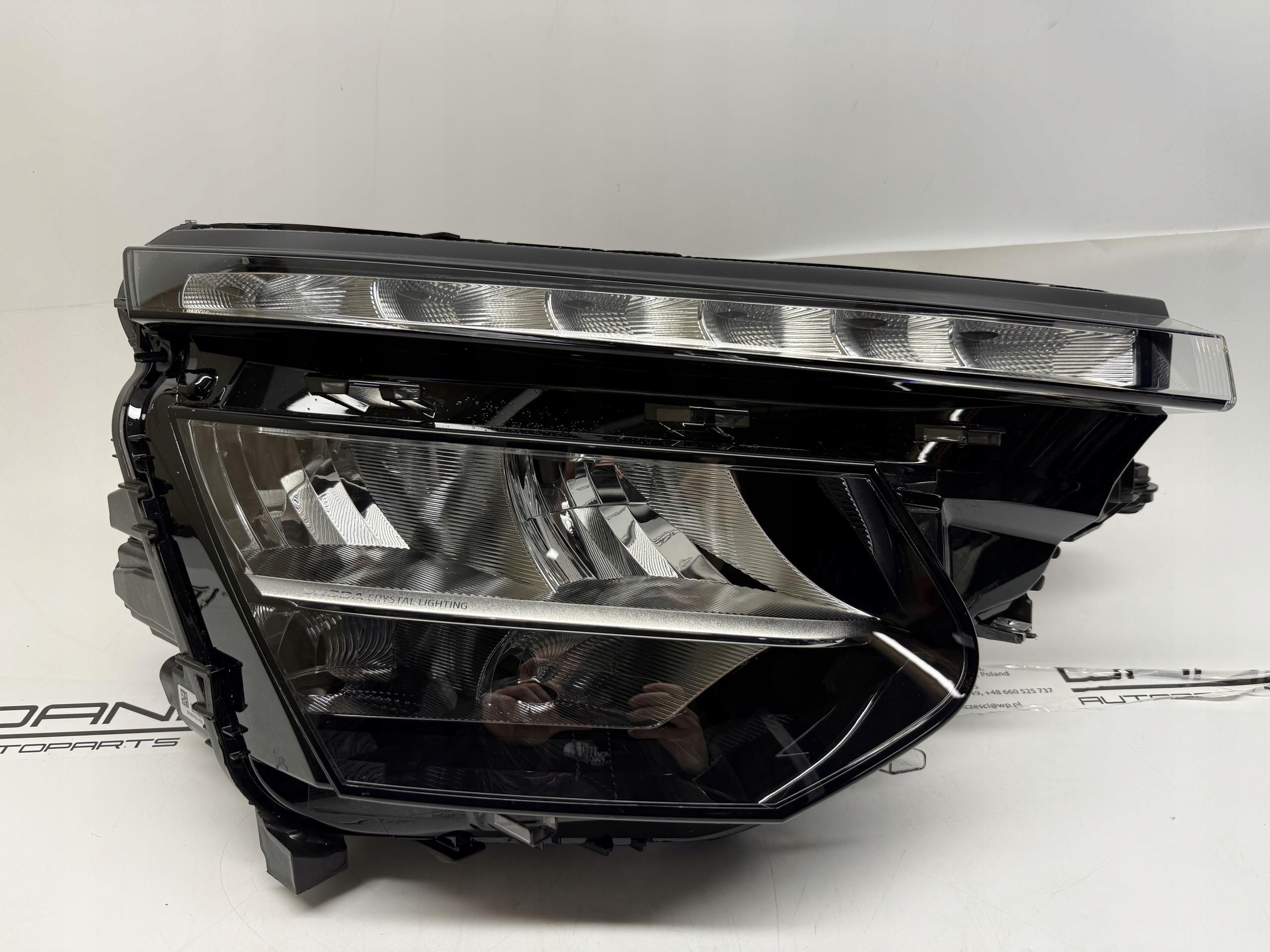 SKODA KAMIQ REFLEKTOR LAMPA PRAWY PRZÓD LED 655941016B