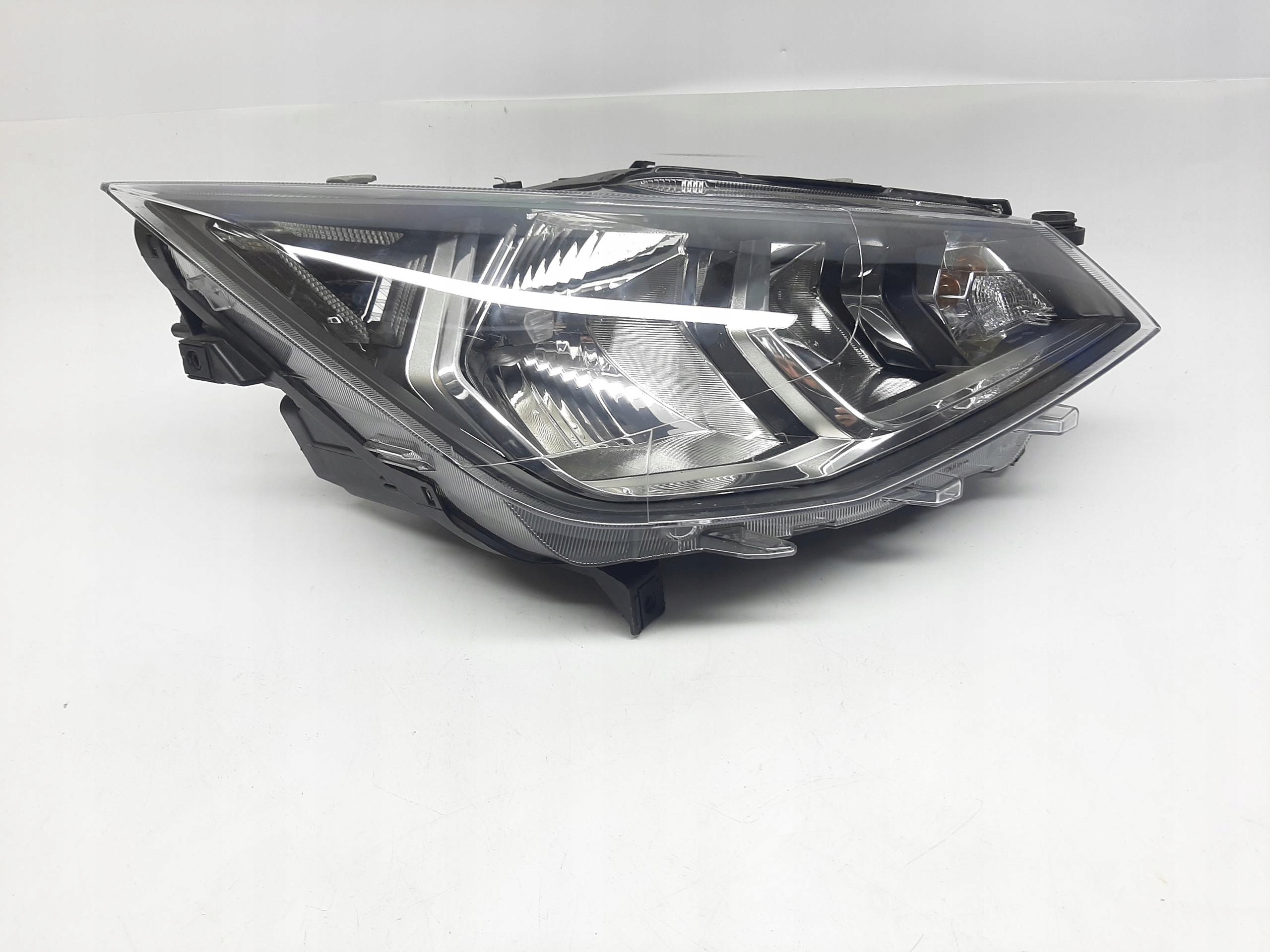 SEAT IBIZA V 2017- LAMPA REFLEKTOR PRAWY PRZÓD 6F1941016A
