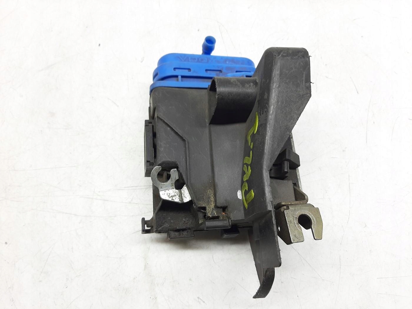 AUDI A3 8L A4 B5 ZAMEK DRZWI PRAWY TYŁ 8D0839016A